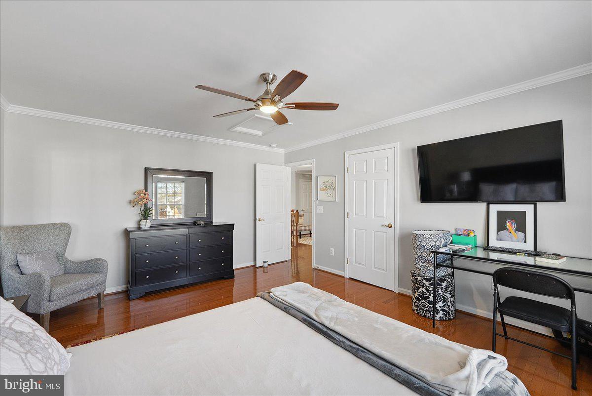 ASHBURN VILLAGE - Residential Lease