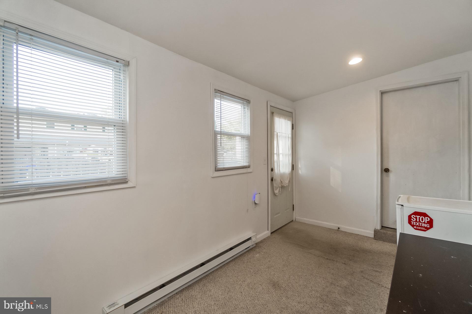 CHESTNUT GROVE - Residential