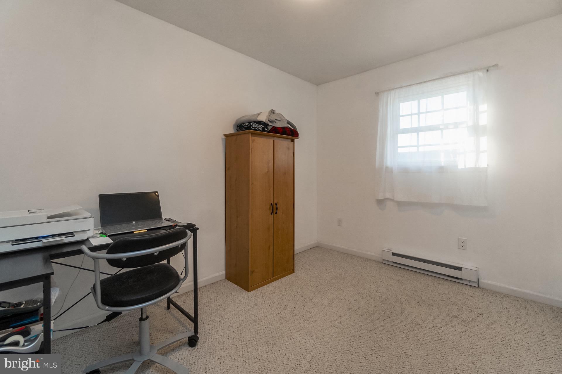 CHESTNUT GROVE - Residential