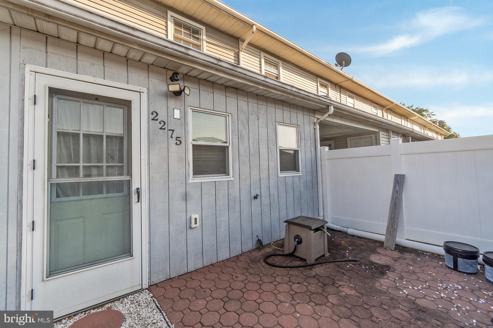 CHESTNUT GROVE - Residential