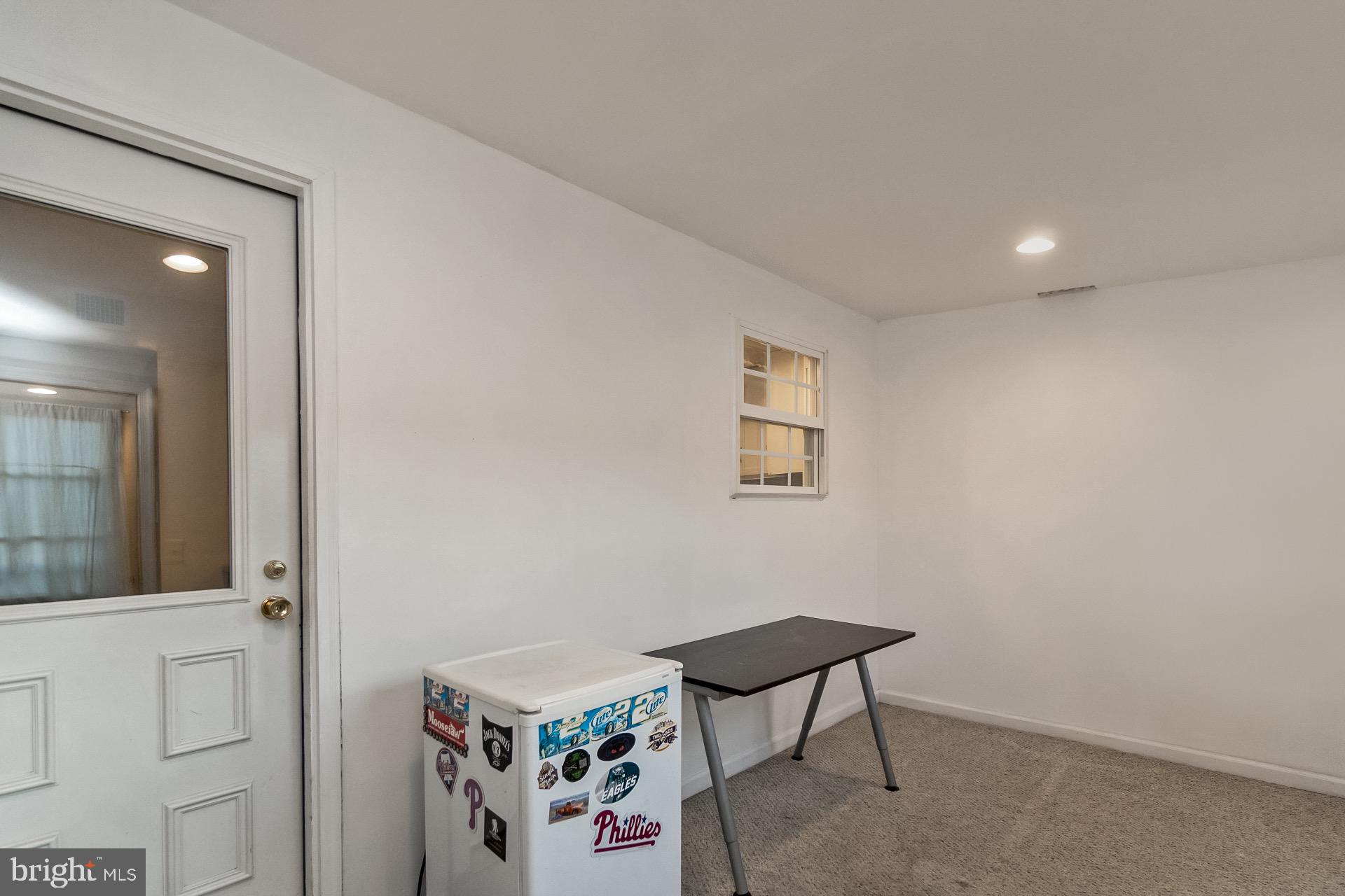 CHESTNUT GROVE - Residential