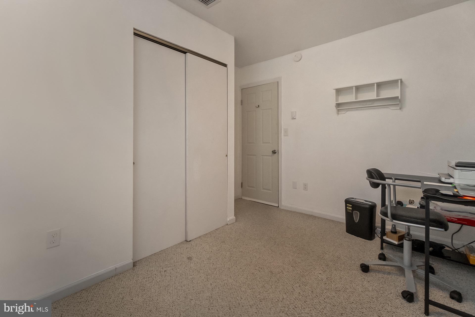 CHESTNUT GROVE - Residential