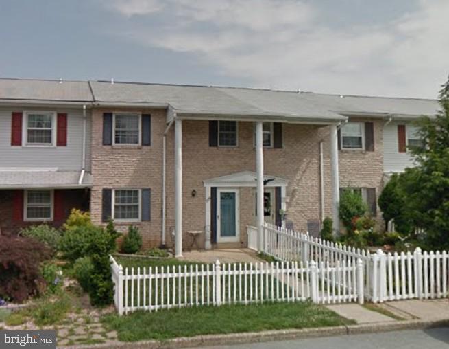 CHESTNUT GROVE - Residential