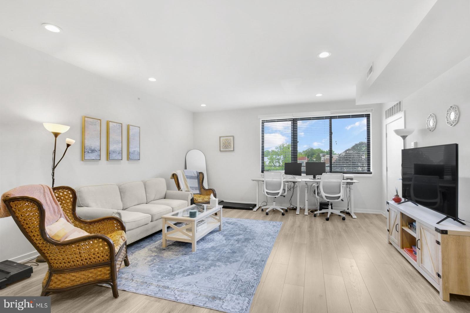 MANAYUNK - Residential Lease