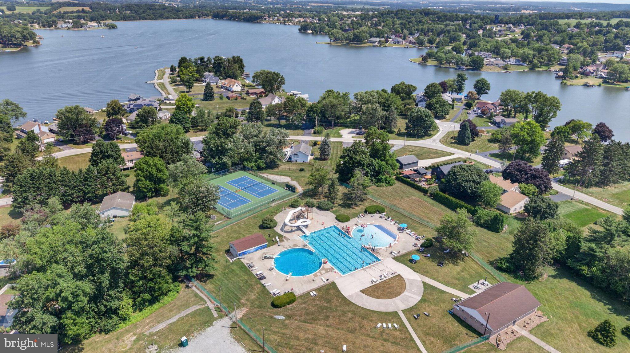 LAKE MEADE - Residential