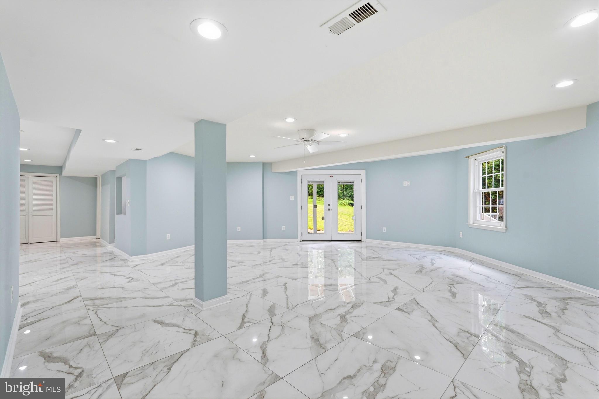 STONELEIGH - Residential