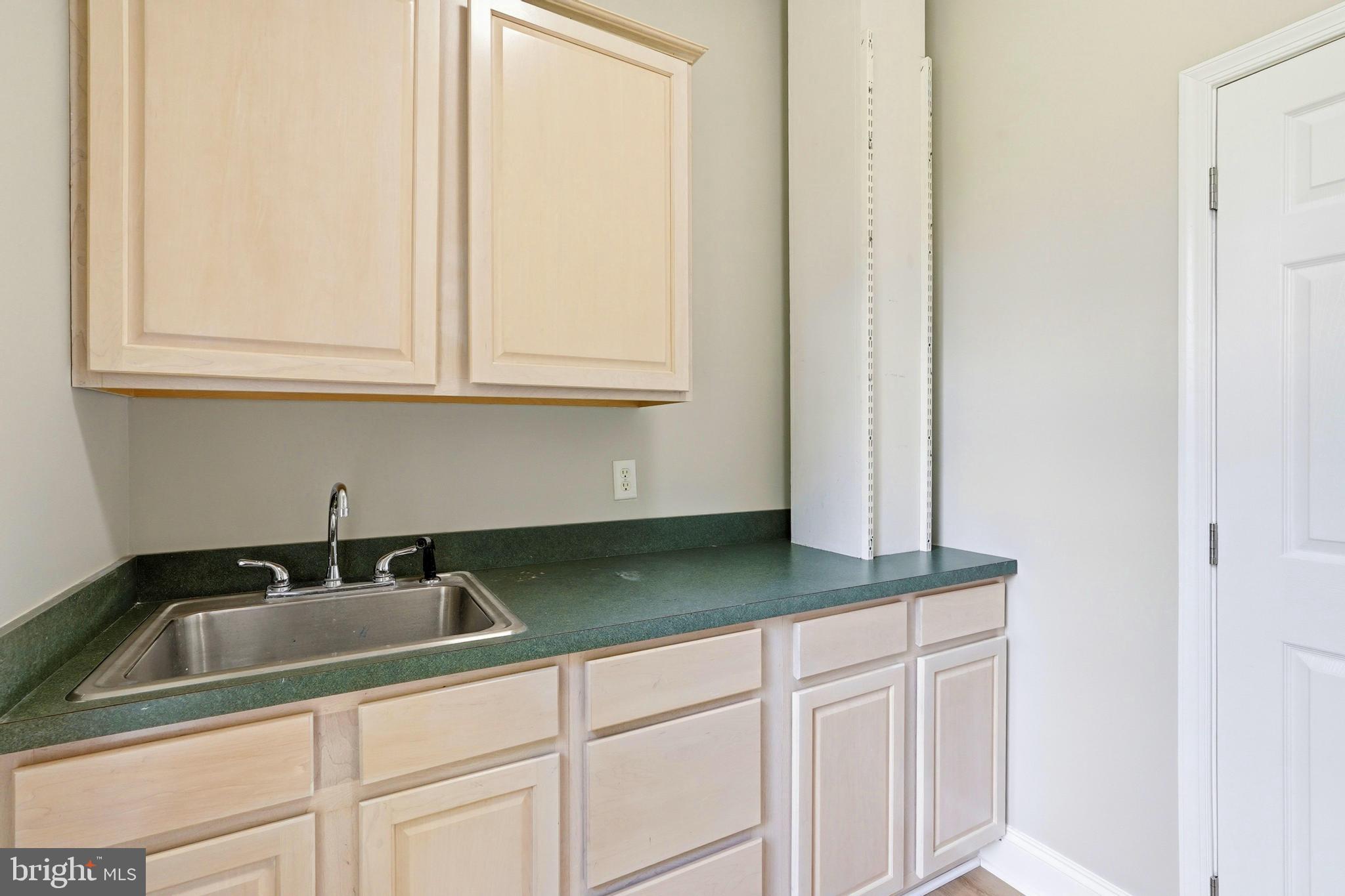 STONELEIGH - Residential