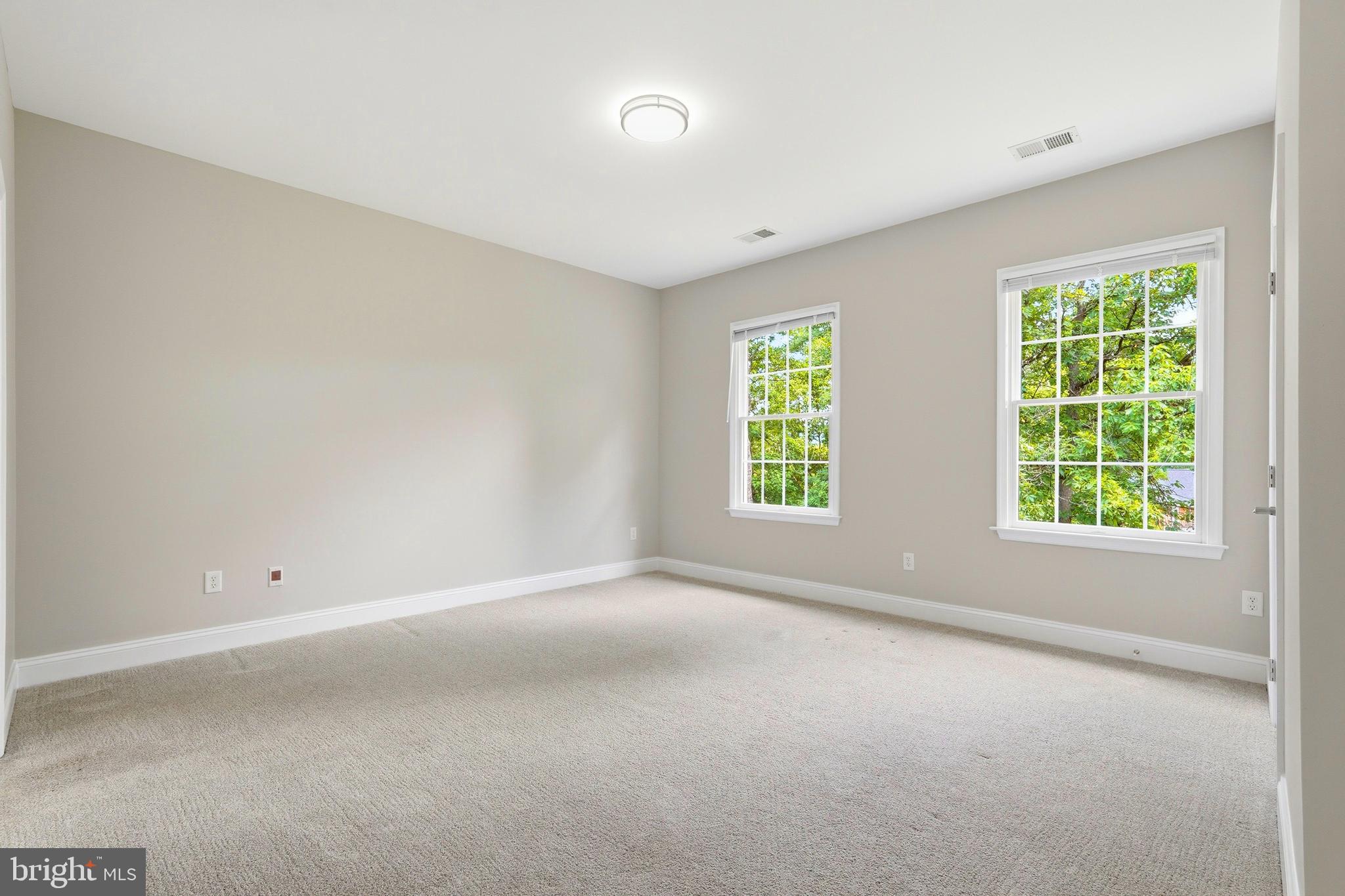 STONELEIGH - Residential