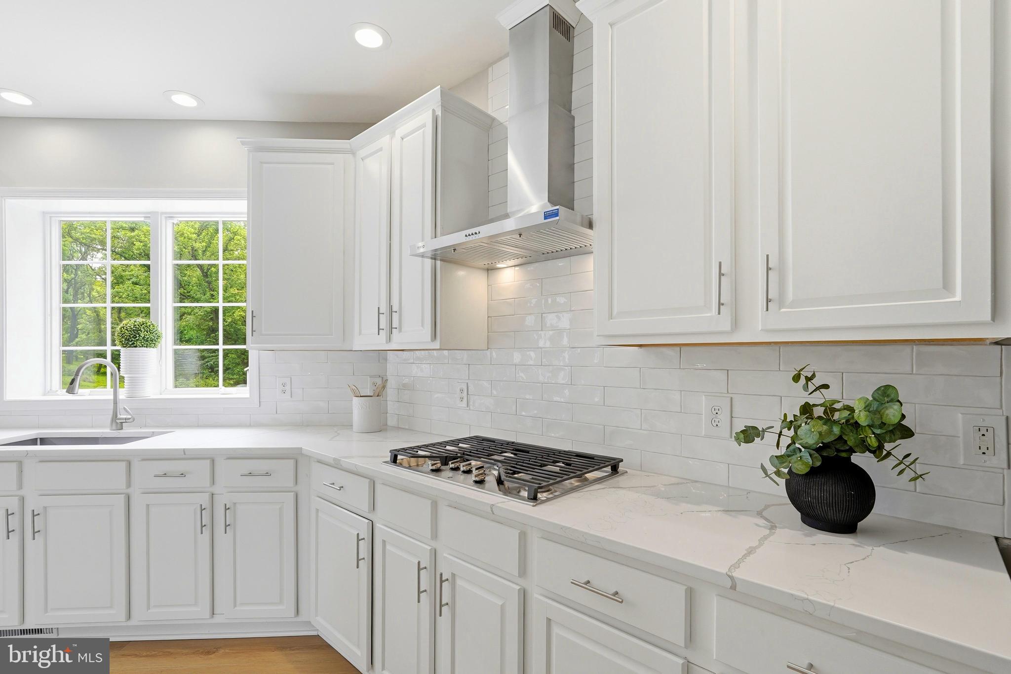 STONELEIGH - Residential