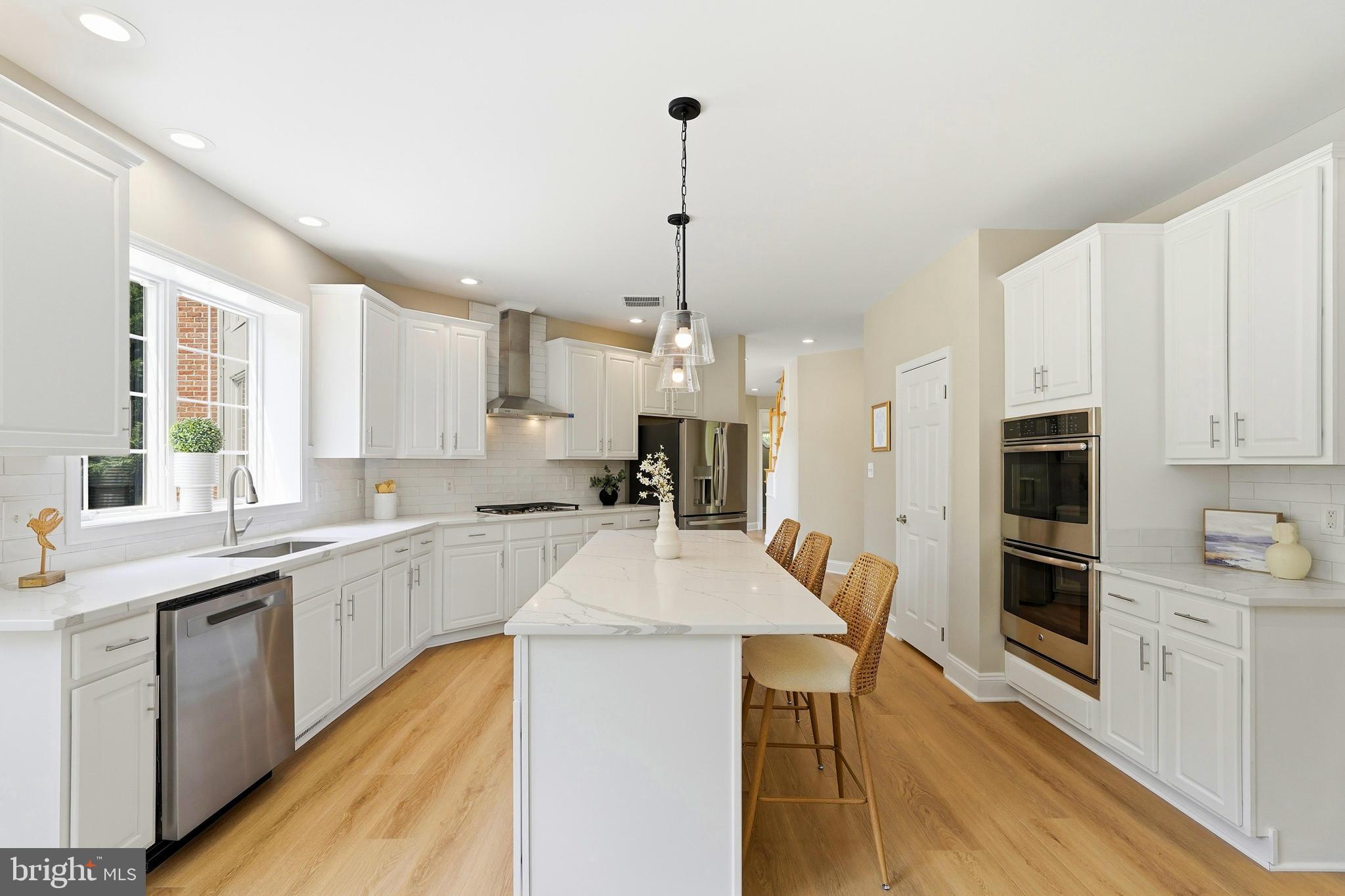STONELEIGH - Residential