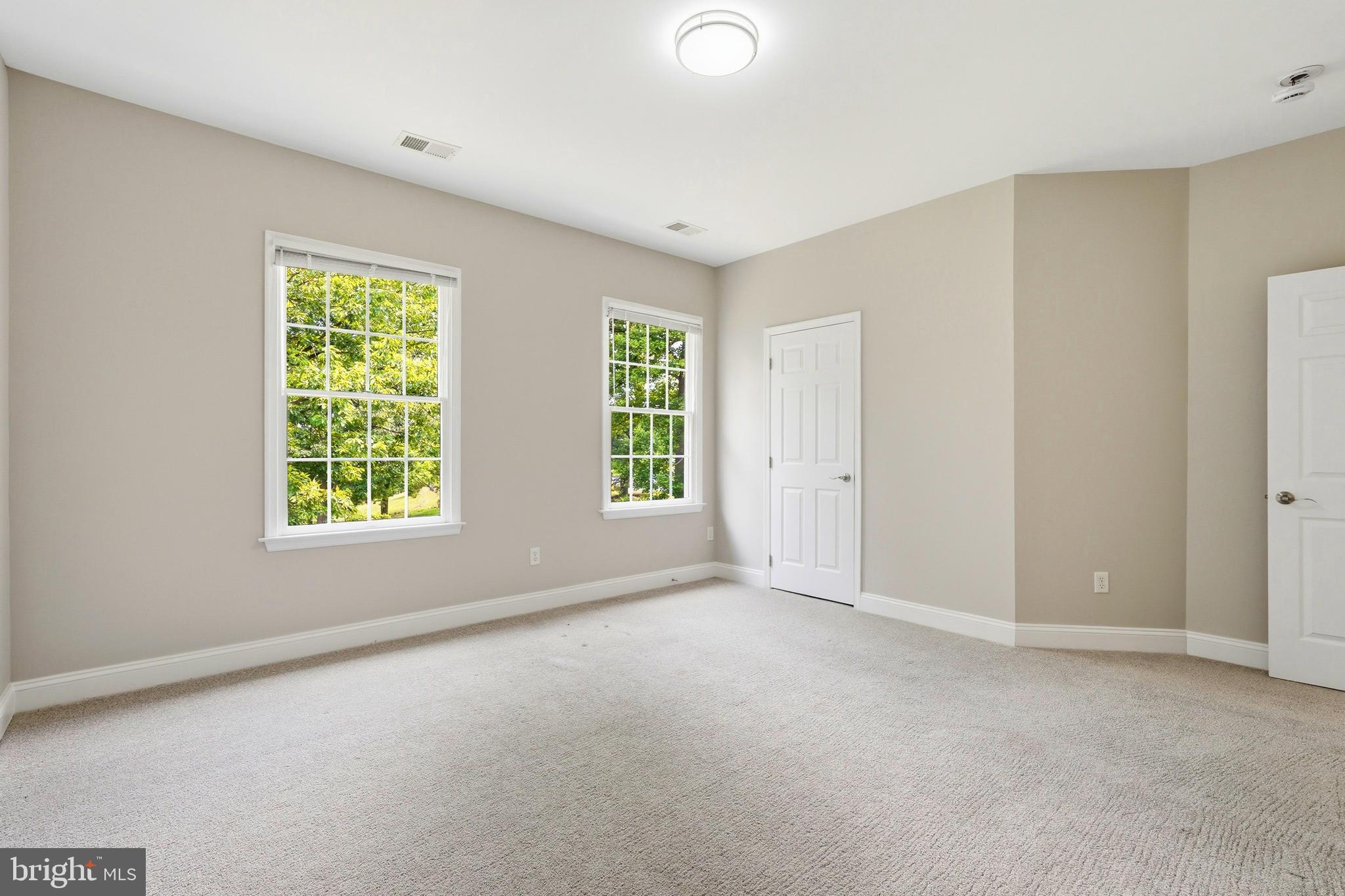 STONELEIGH - Residential