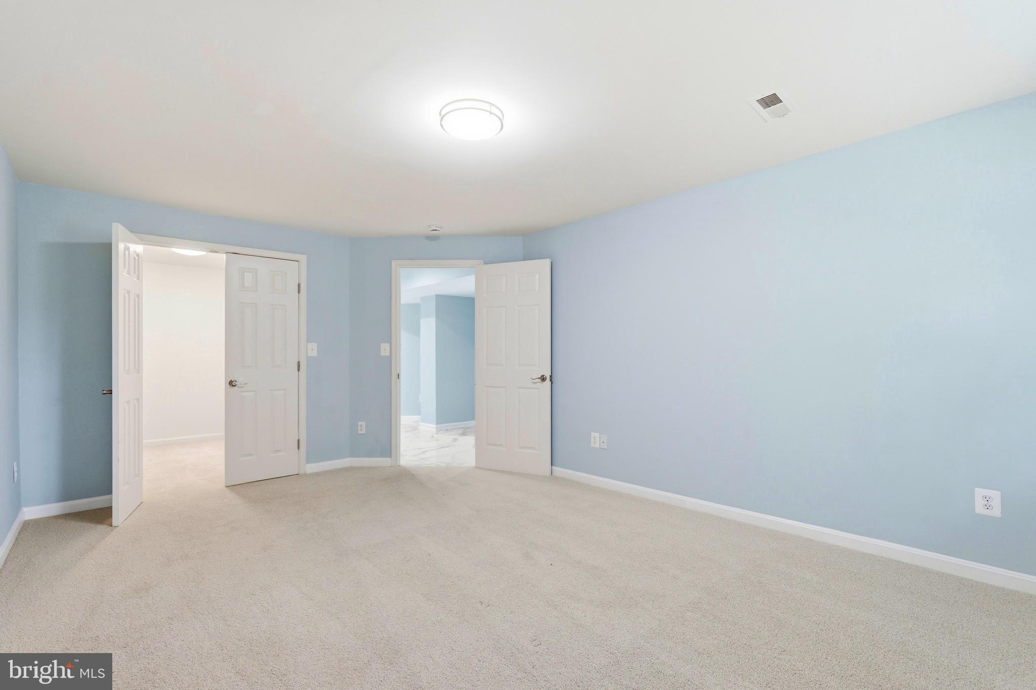STONELEIGH - Residential