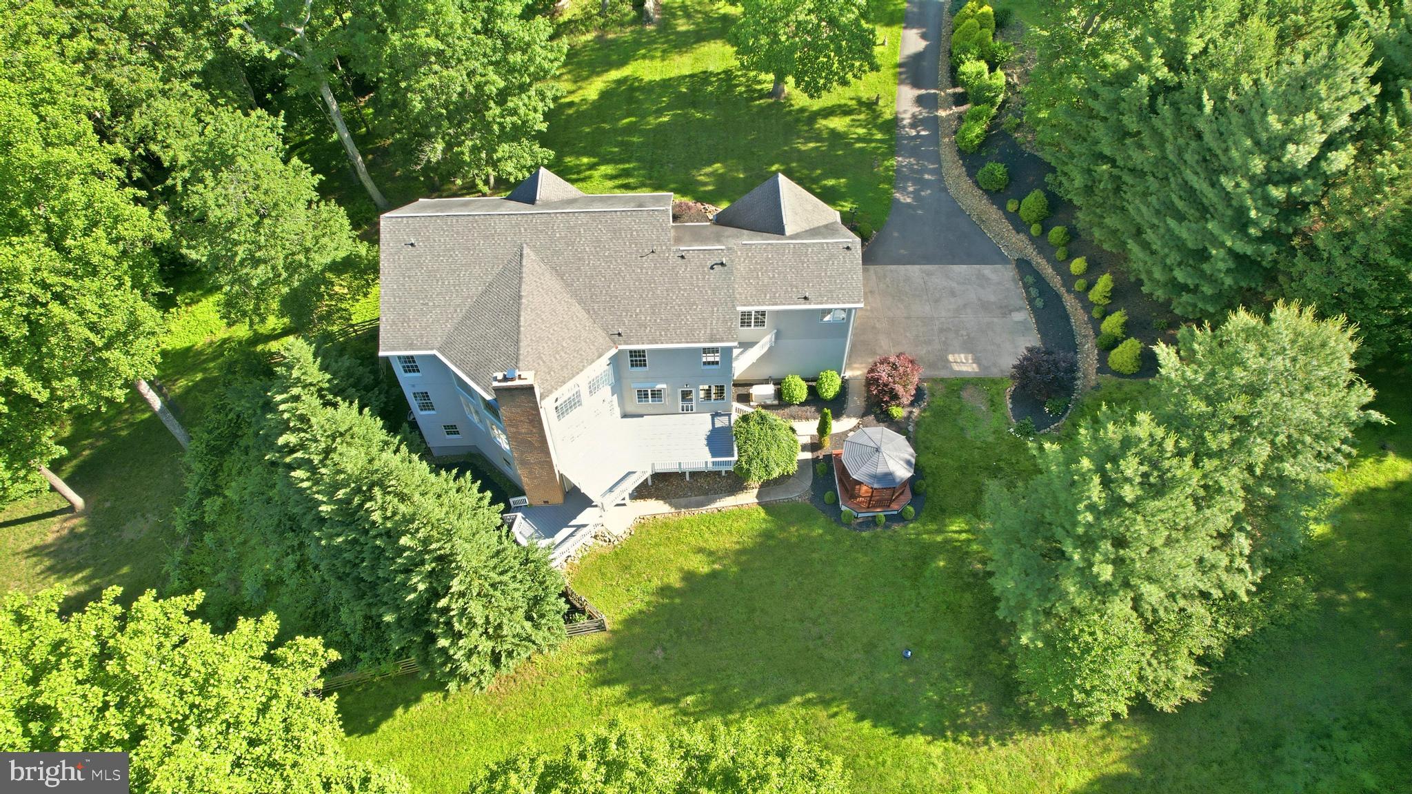 STONELEIGH - Residential