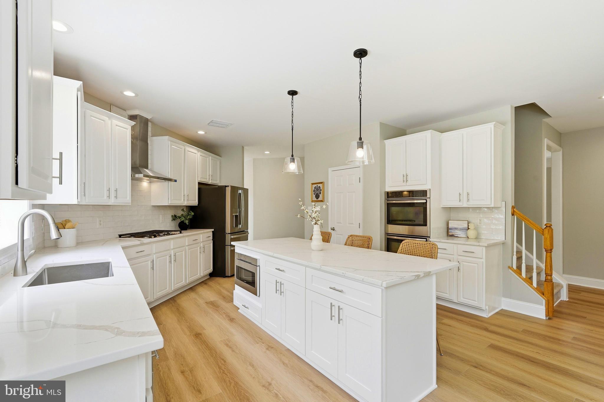 STONELEIGH - Residential