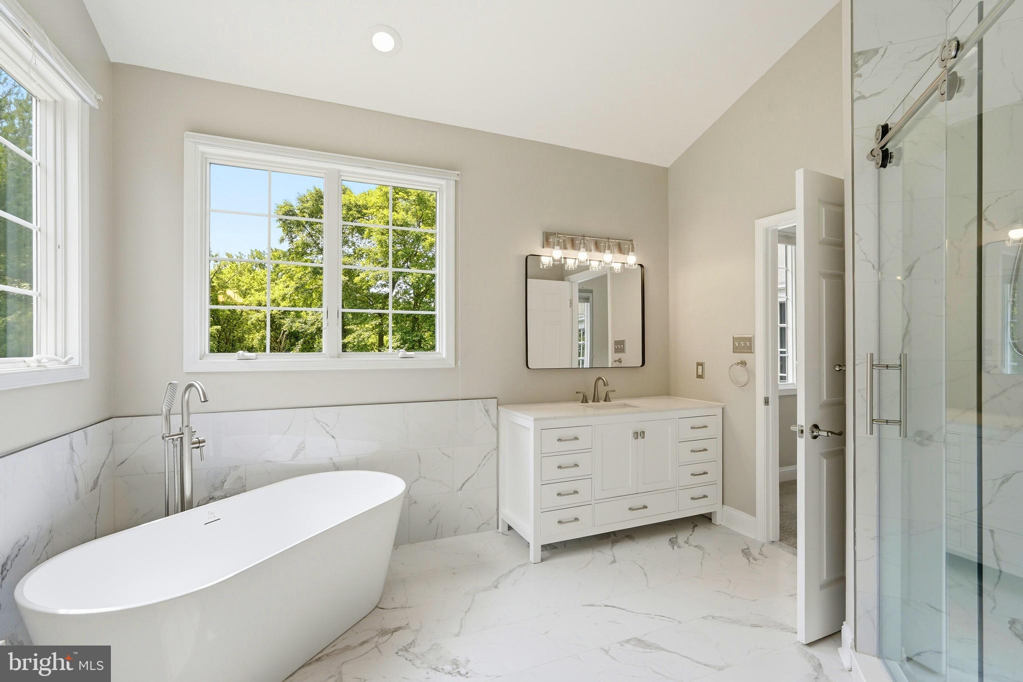 STONELEIGH - Residential