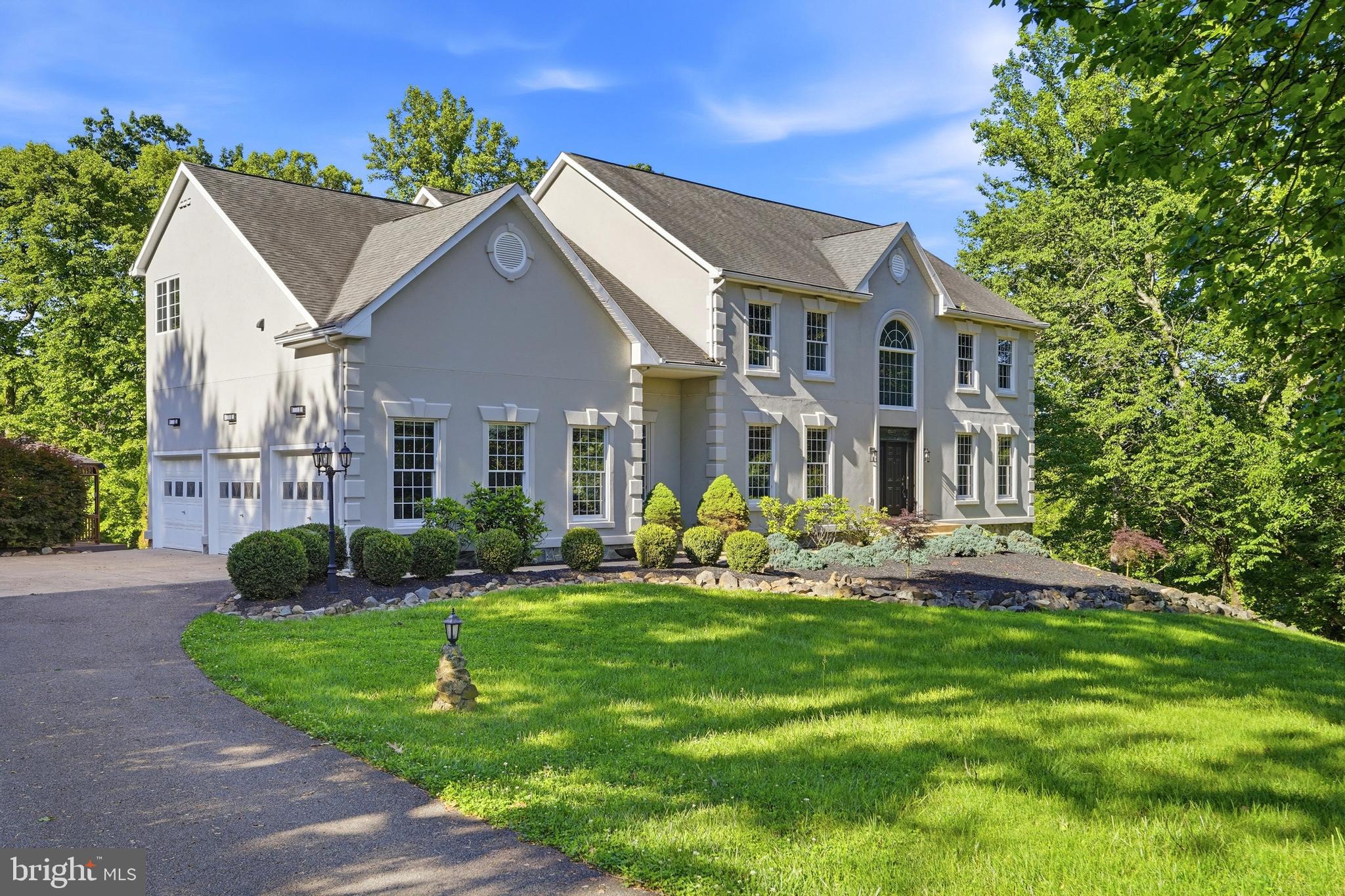 STONELEIGH - Residential