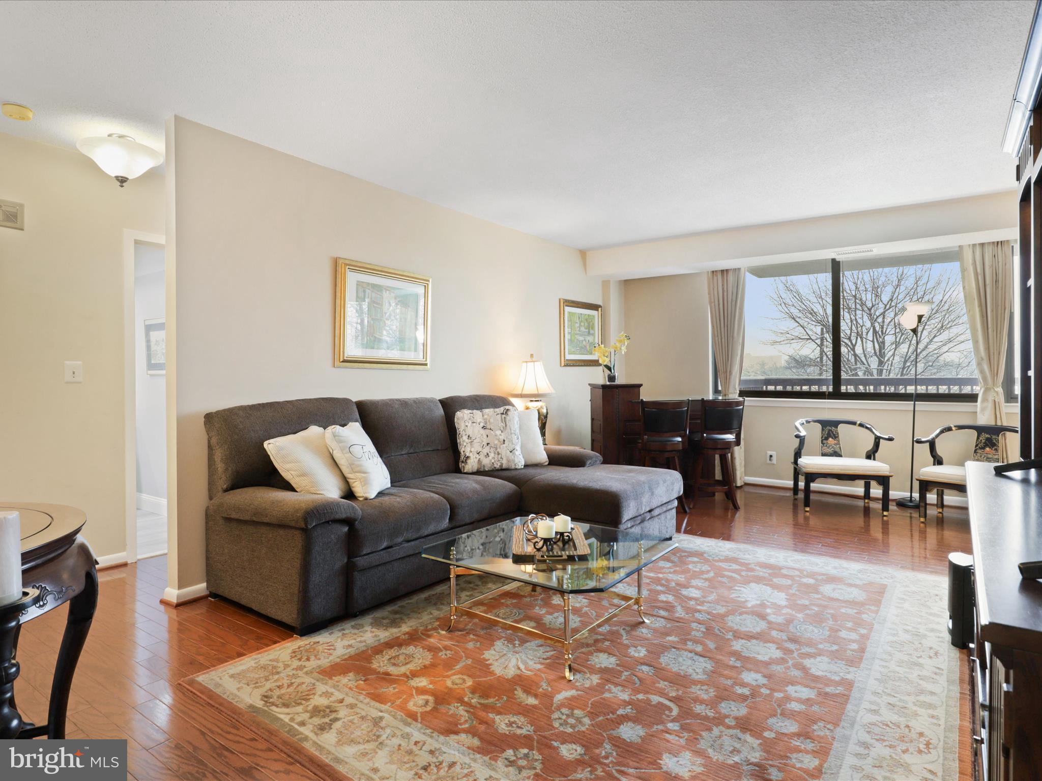 SKYLINE SQUARE CONDO - Residential