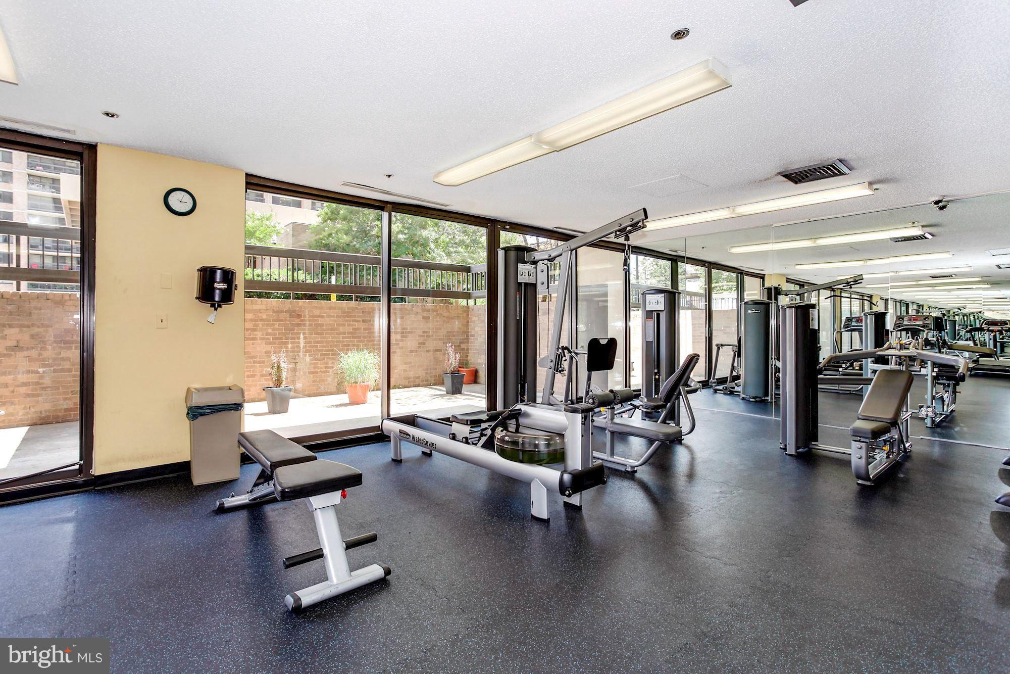 SKYLINE SQUARE CONDO - Residential