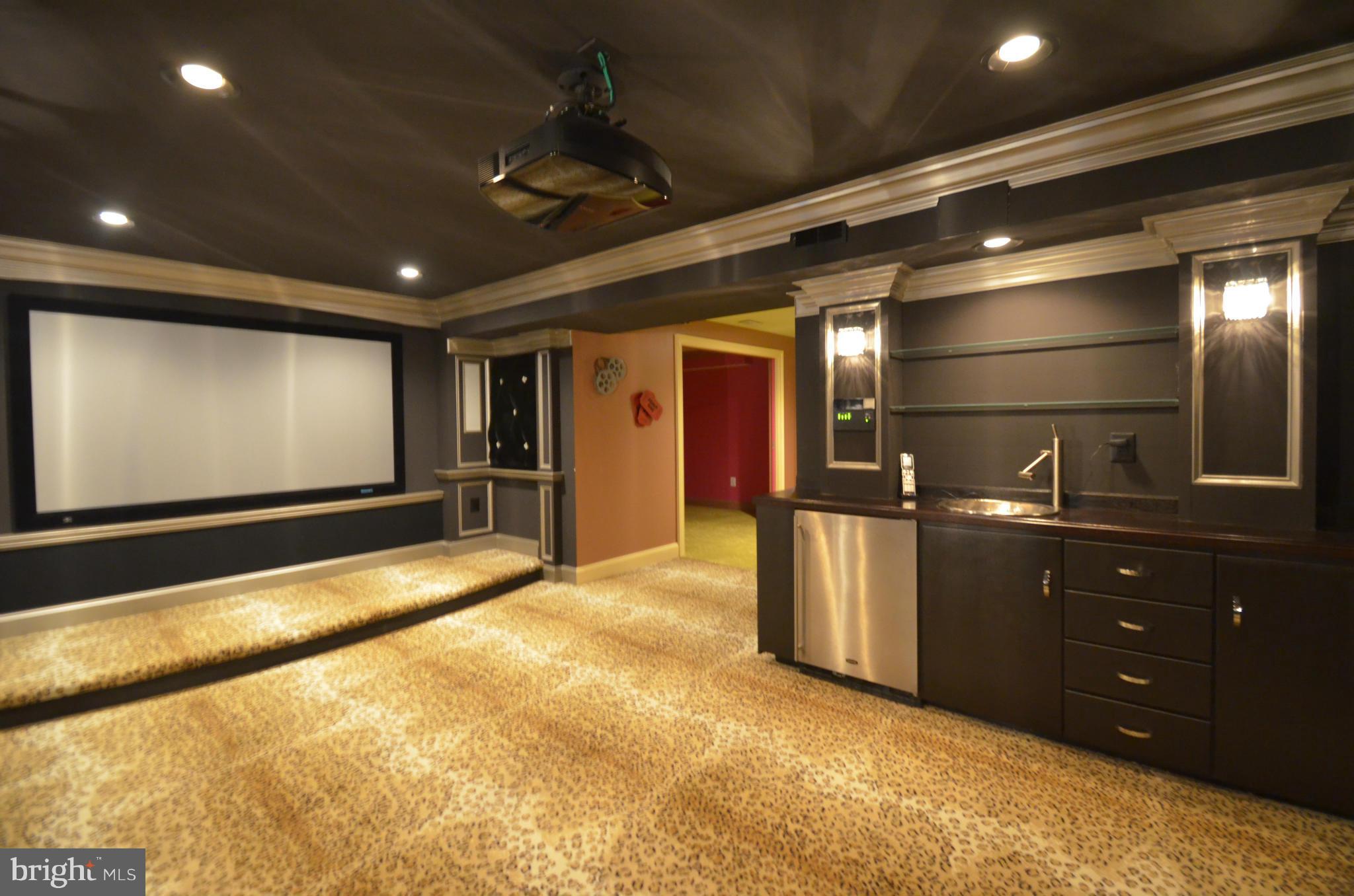 PEBBLE CREEK - Residential Lease