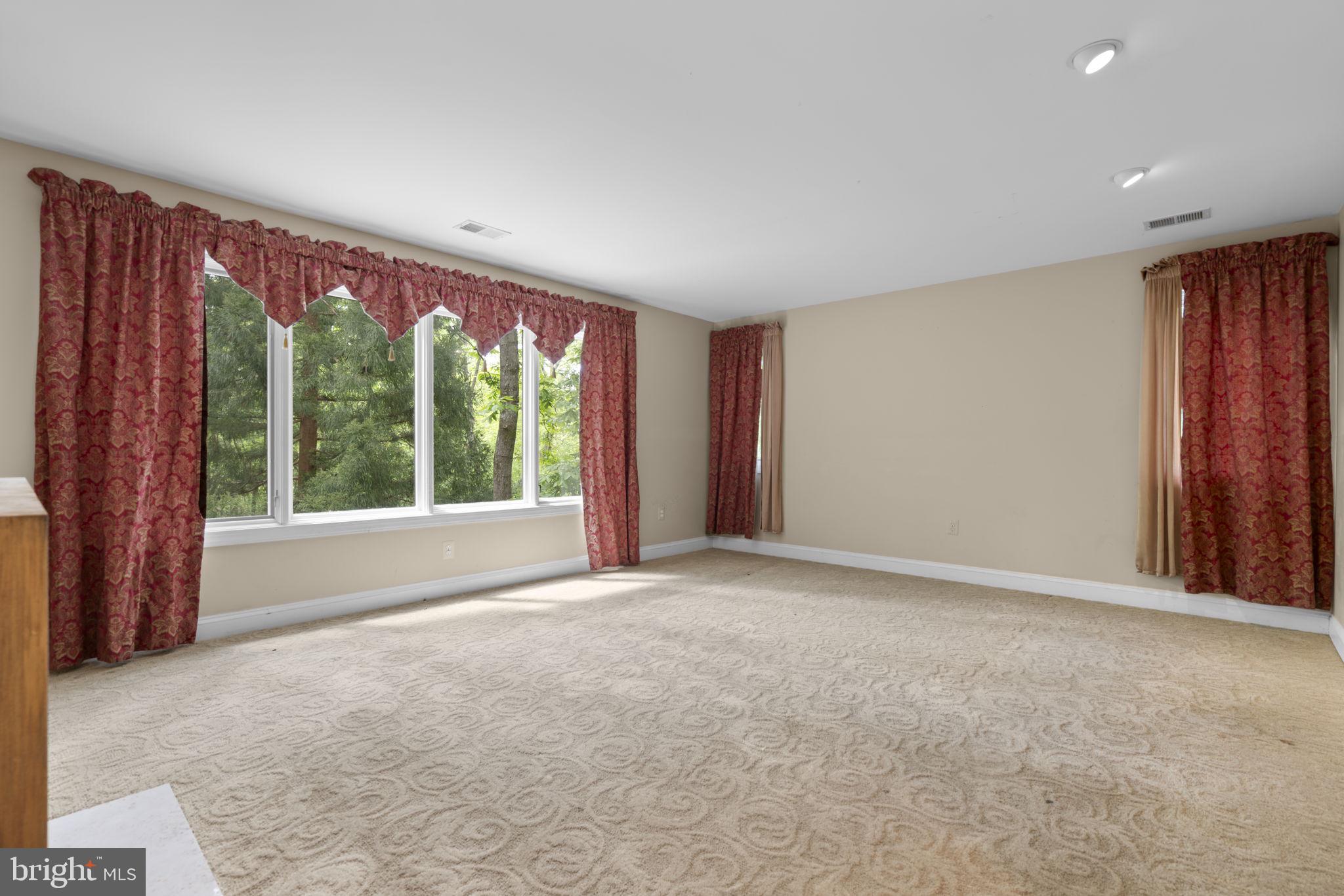 SYCAMORE SPRINGS - Residential
