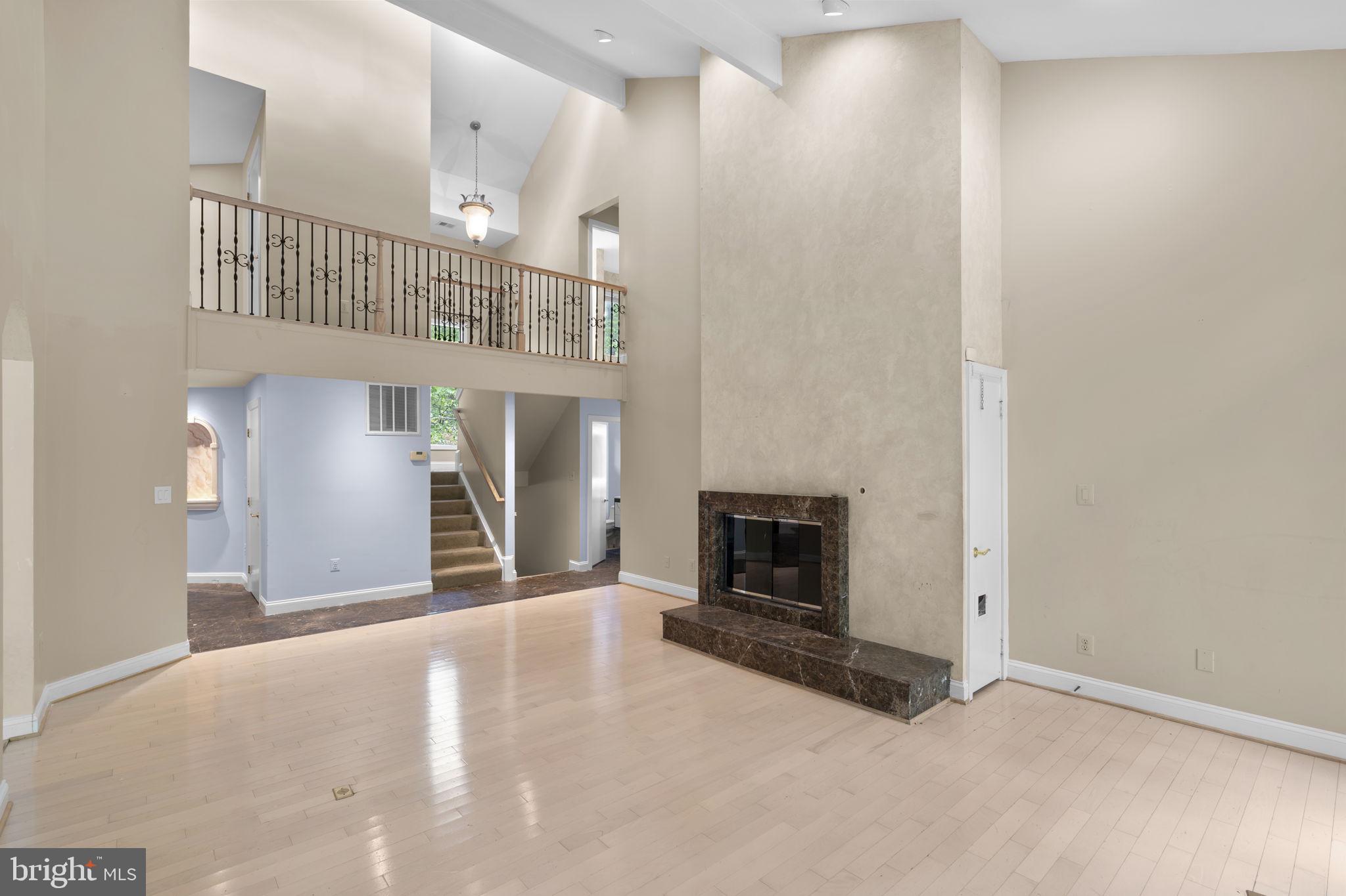 SYCAMORE SPRINGS - Residential