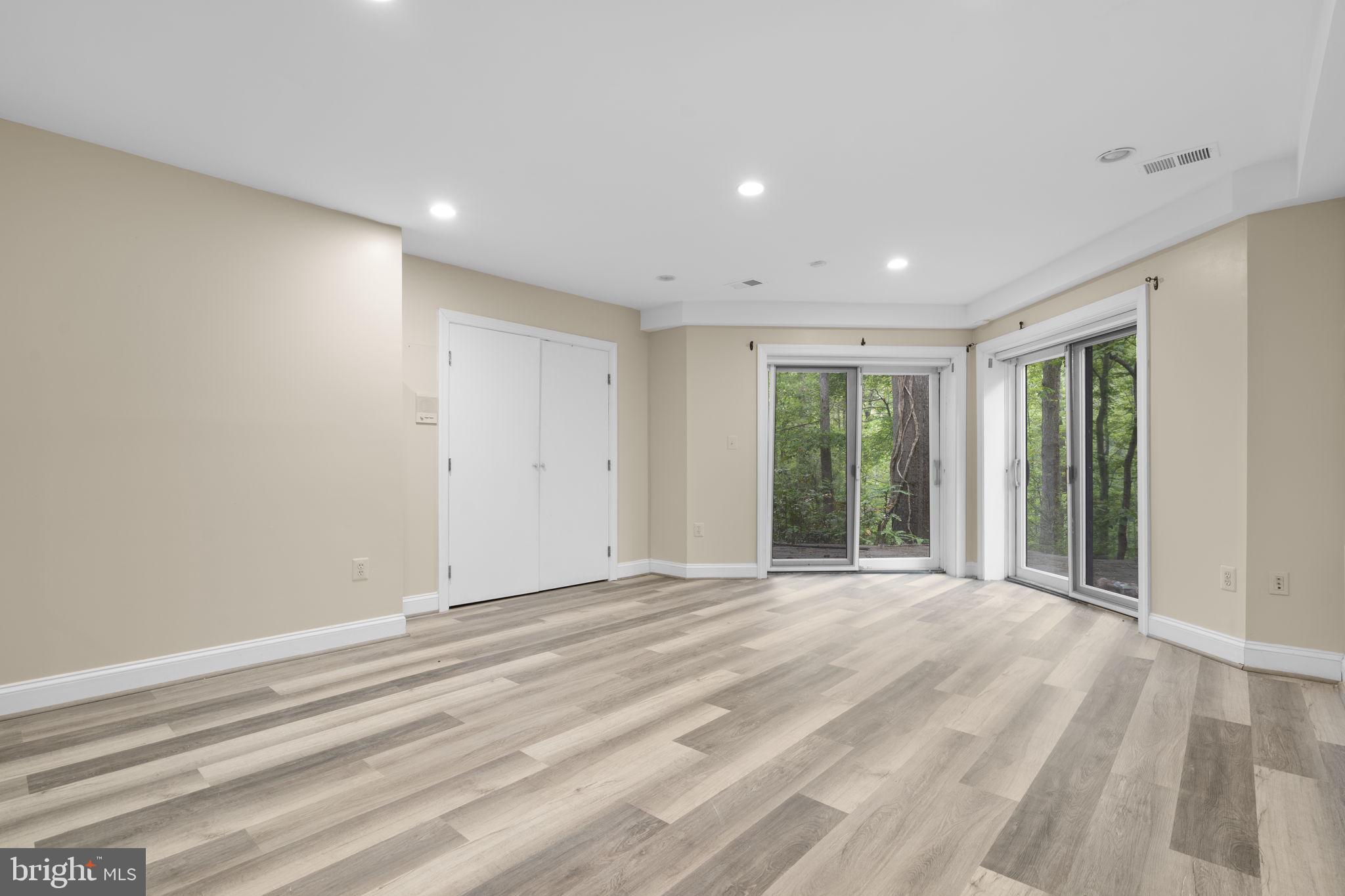 SYCAMORE SPRINGS - Residential