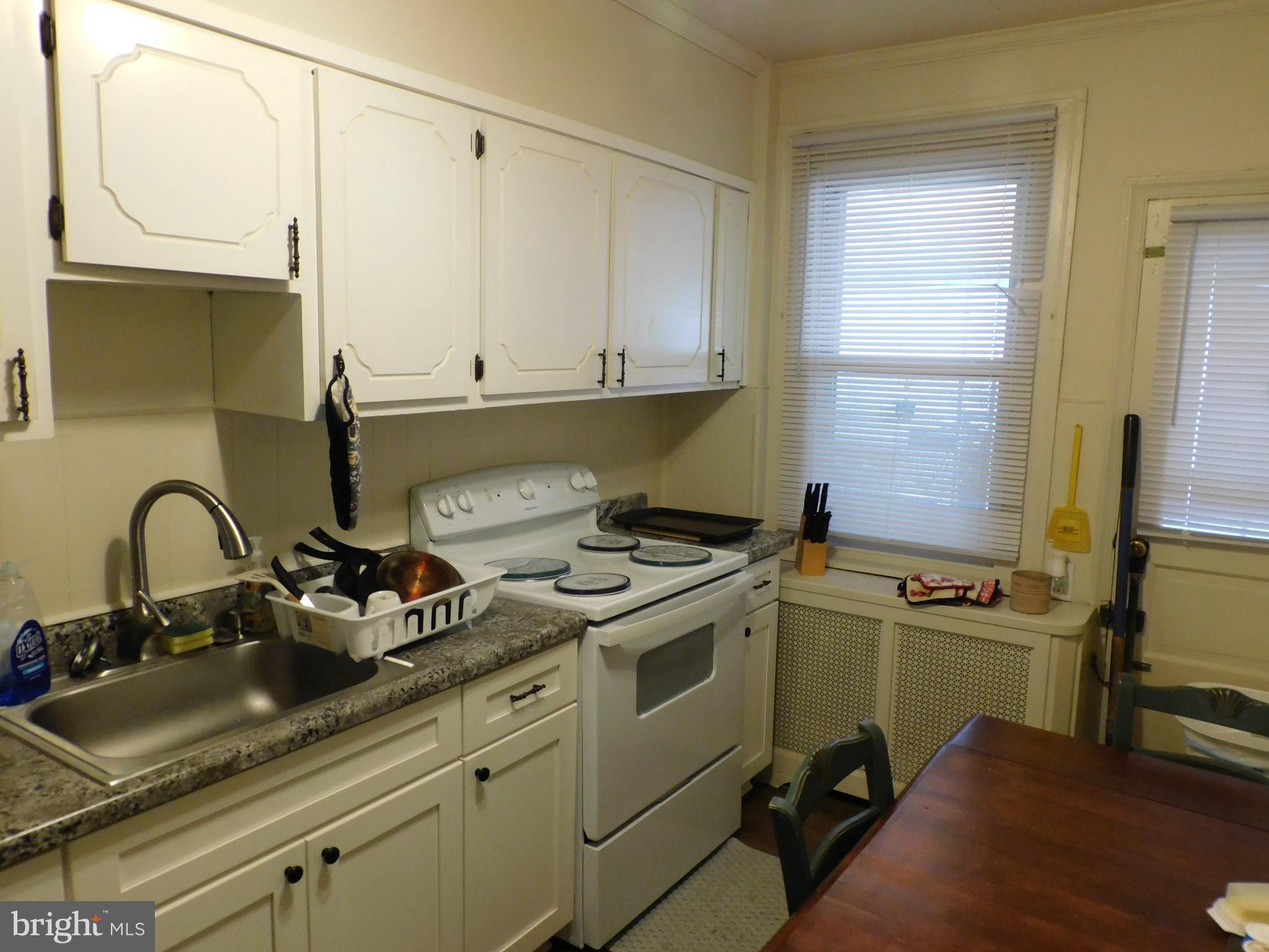 BRIDESBURG - Residential