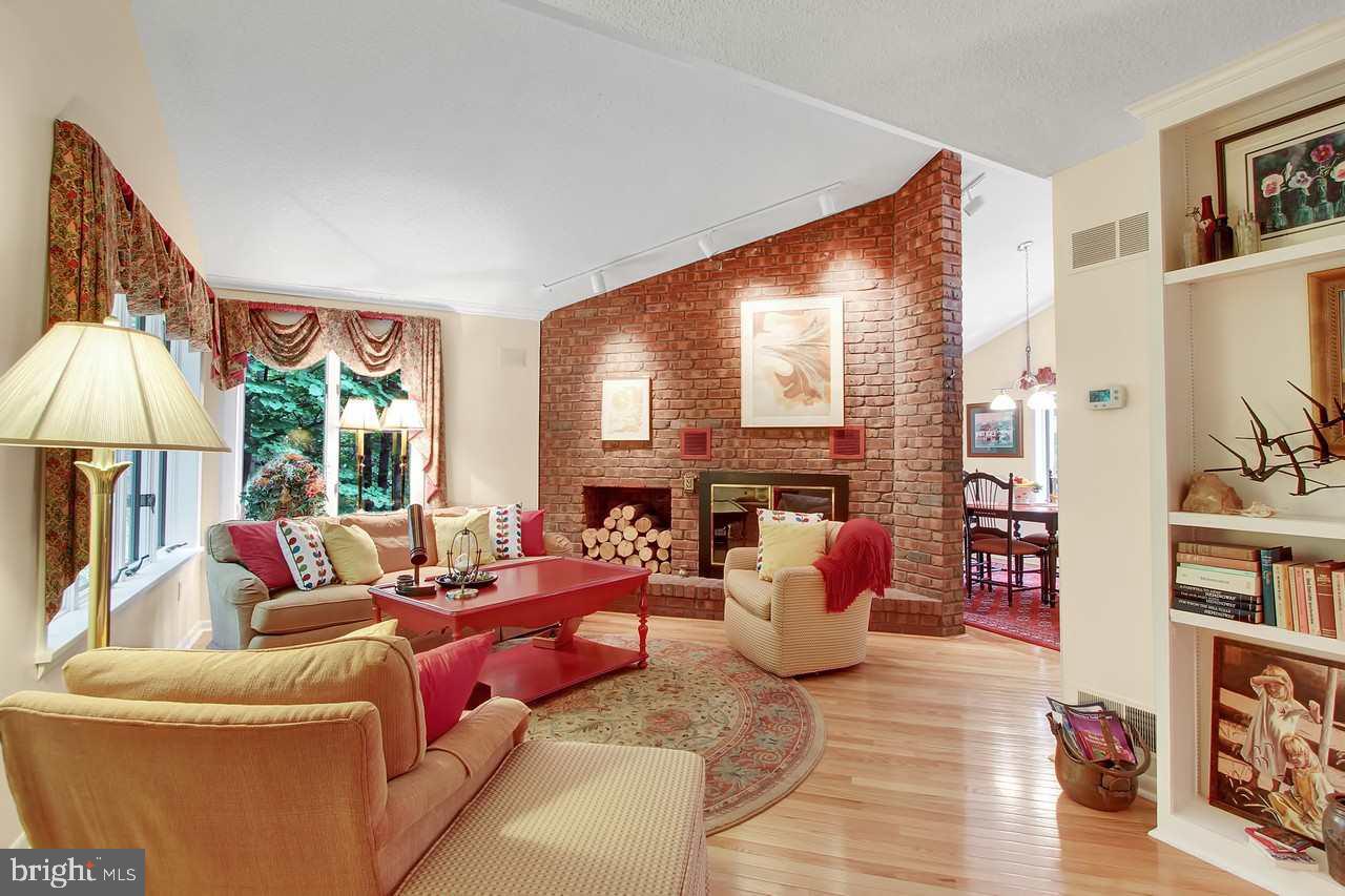 DEER PARK ESTATES - Residential