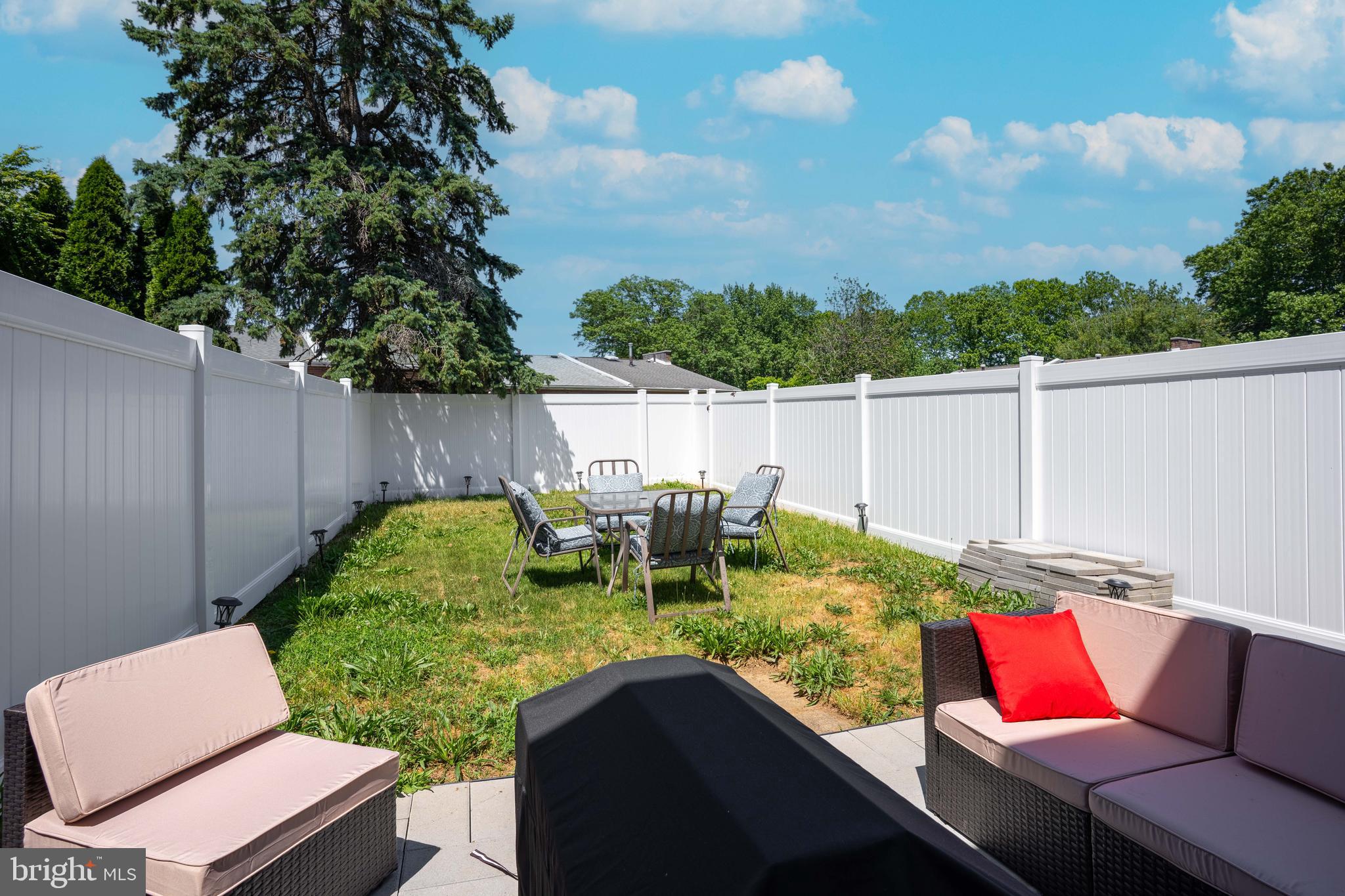 MILLBROOK - Residential