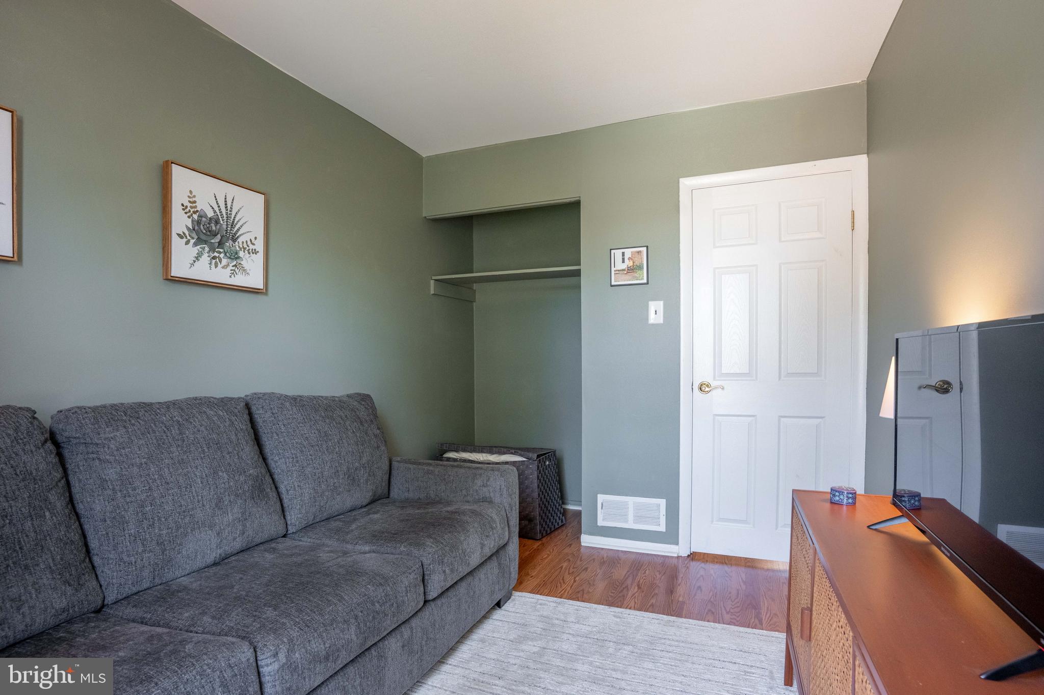 MILLBROOK - Residential