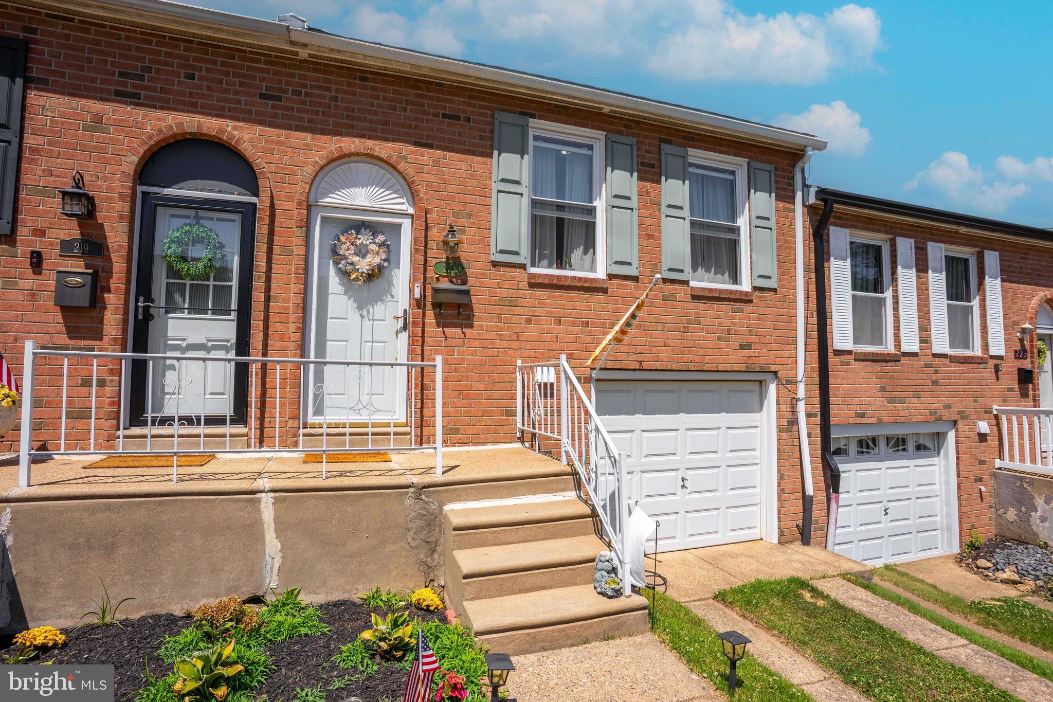 MILLBROOK - Residential