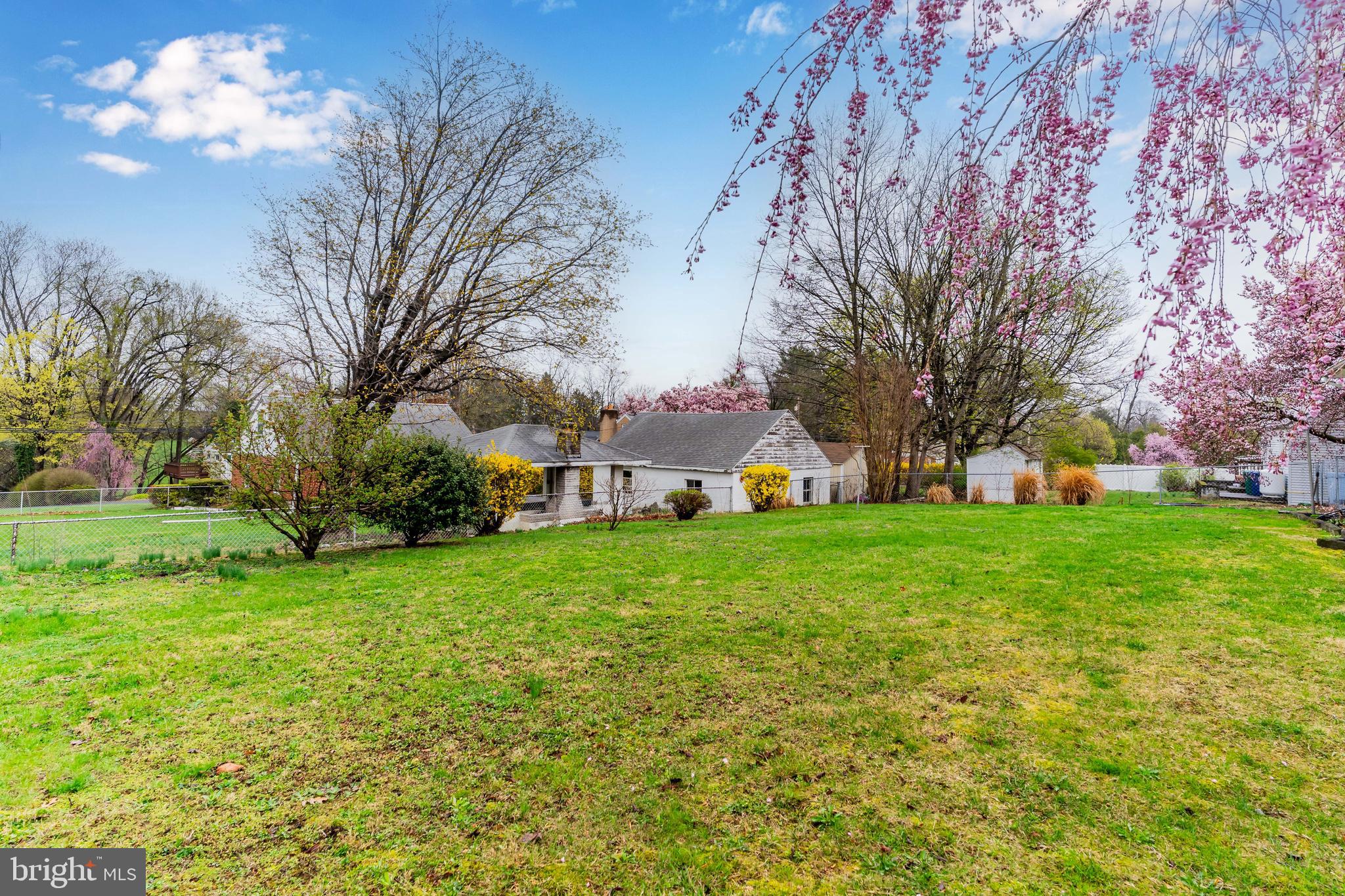 PLEASANT HILLS - Residential