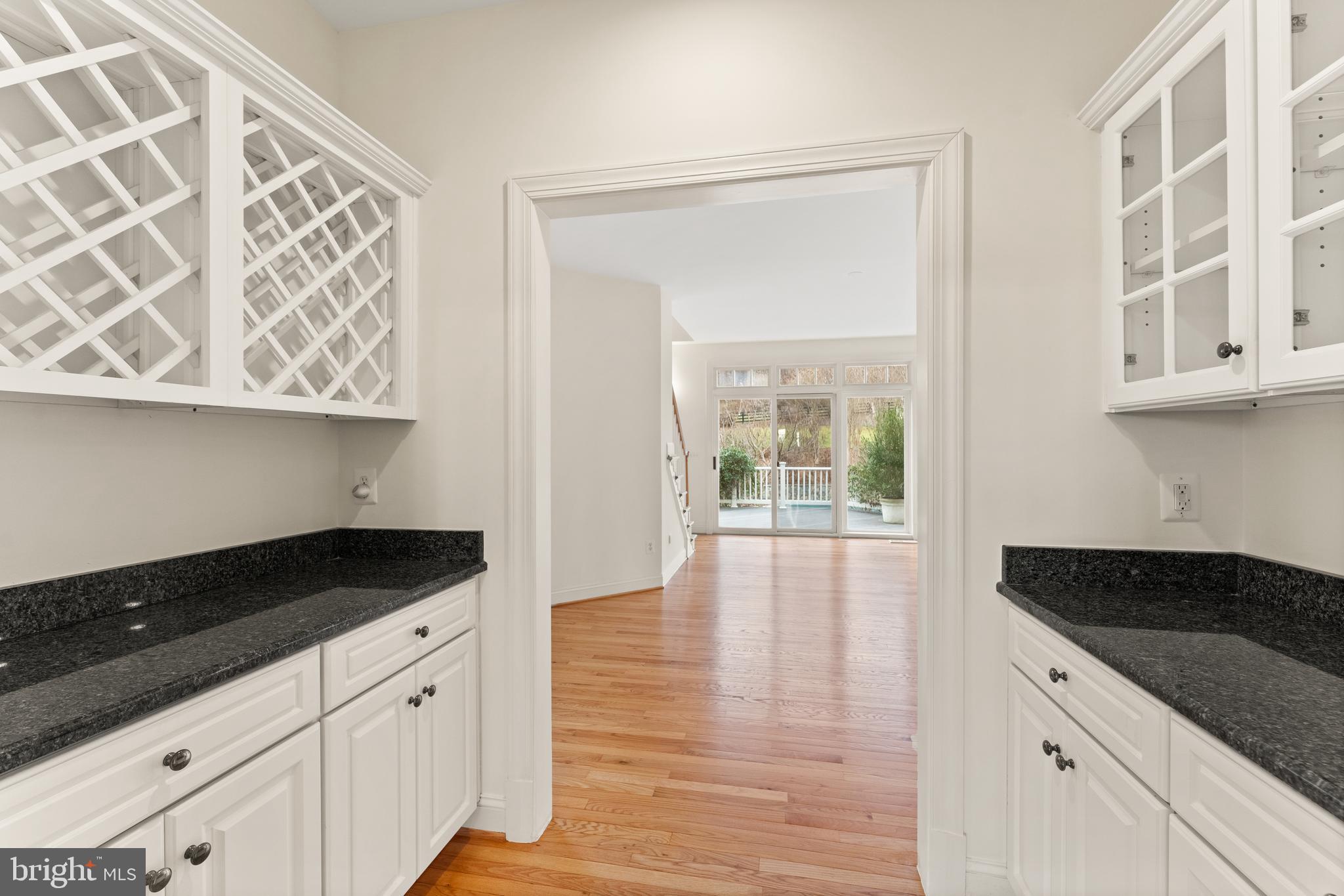 BEACON HILL - Residential