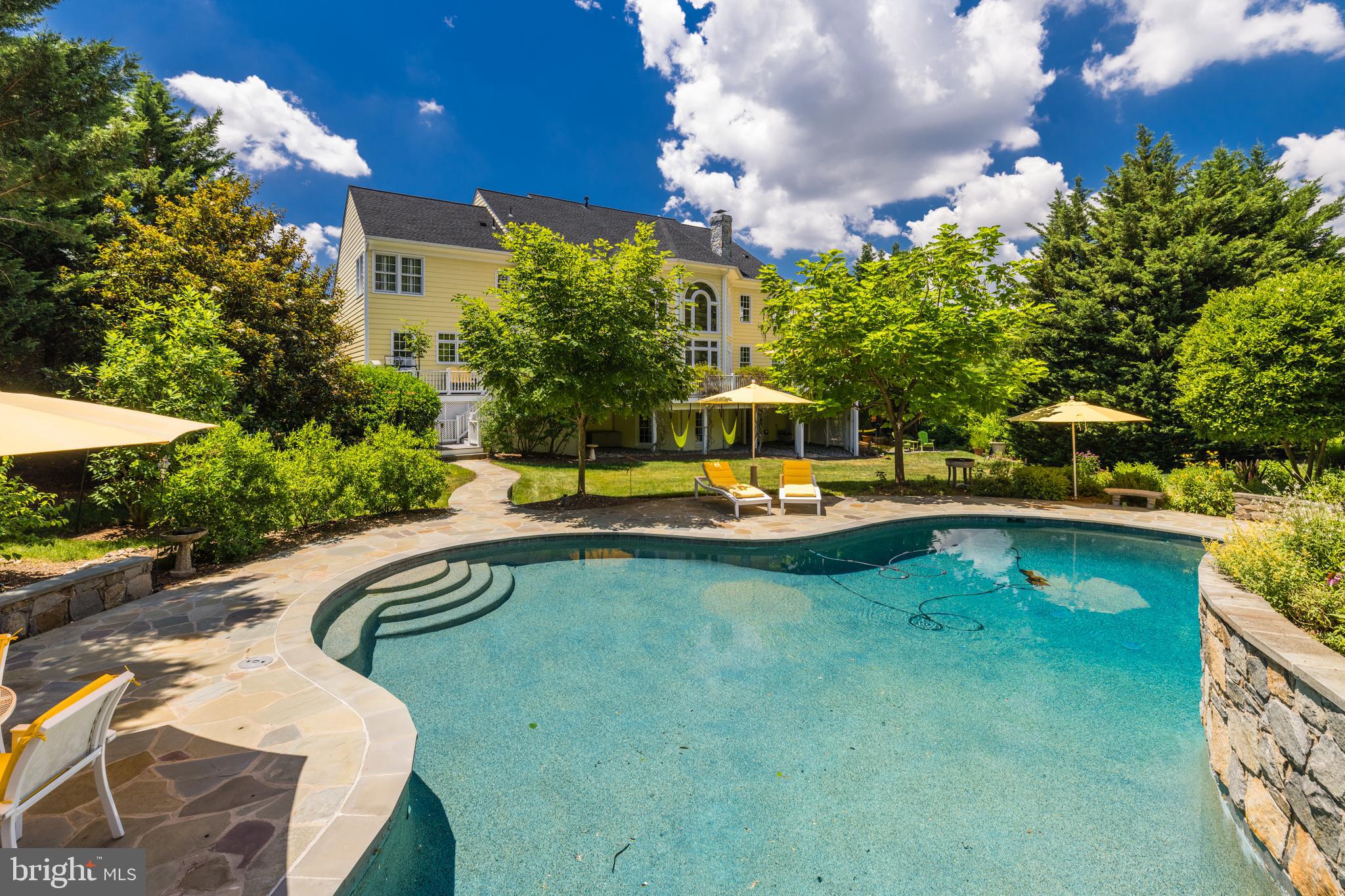 BEACON HILL - Residential