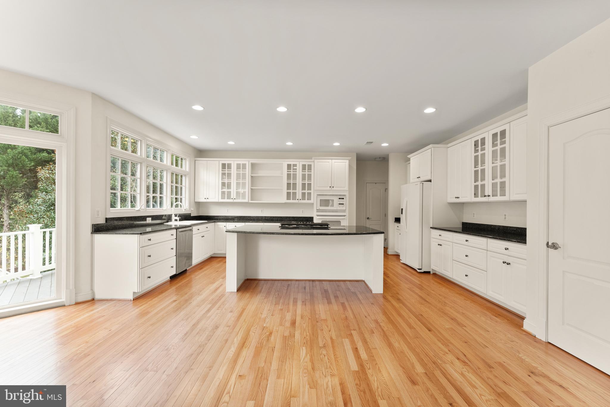 BEACON HILL - Residential