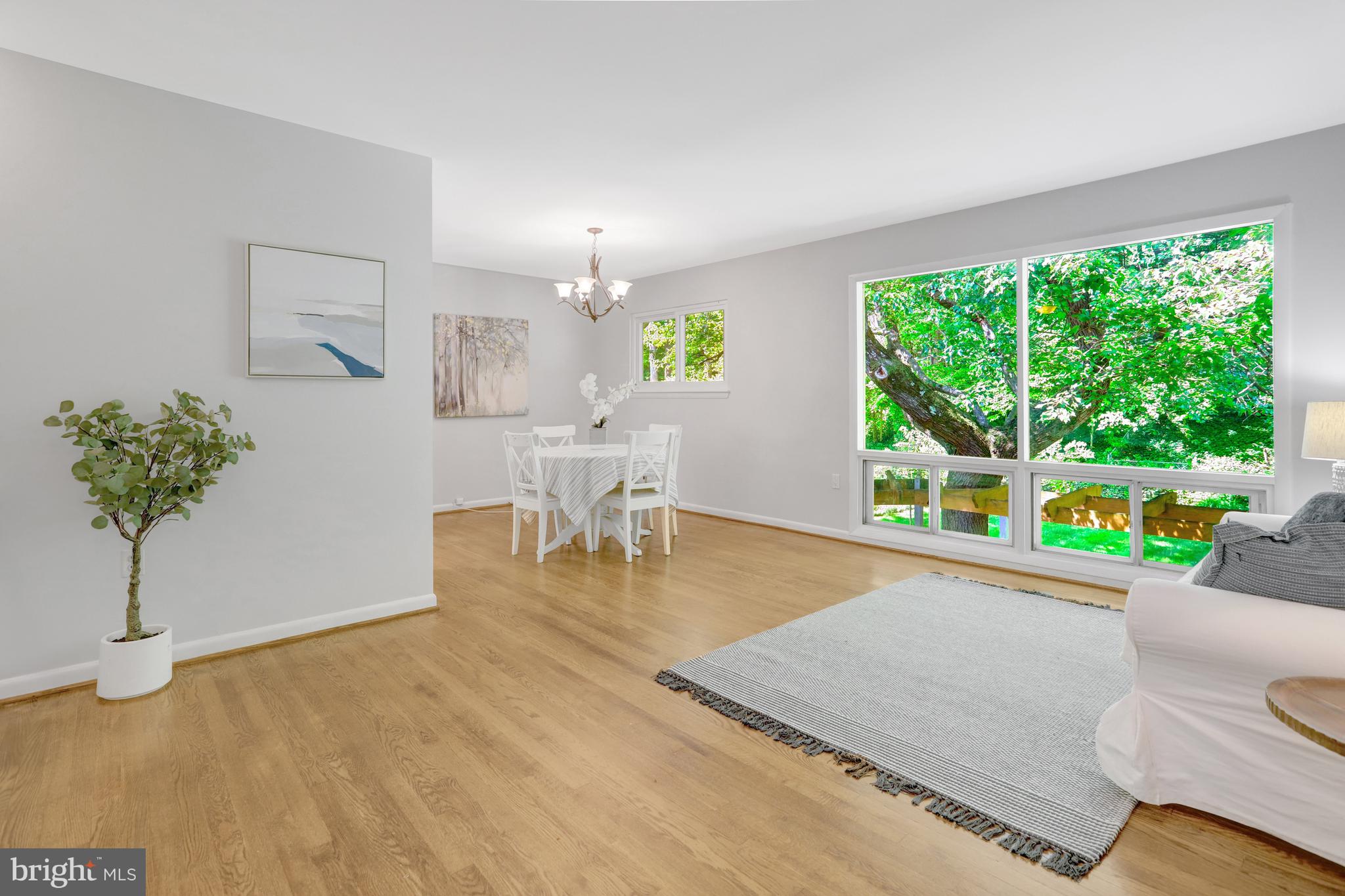 CANTERBURY WOODS - Residential