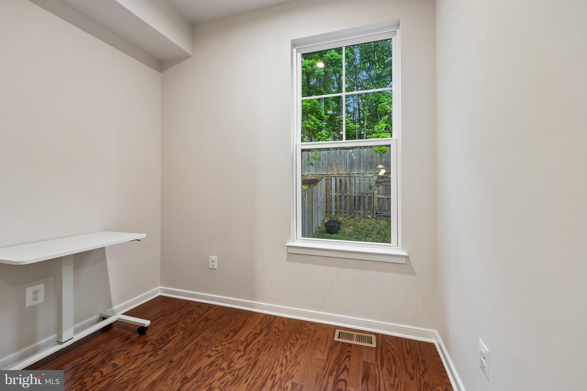 QUANTICO VILLAGE - Residential
