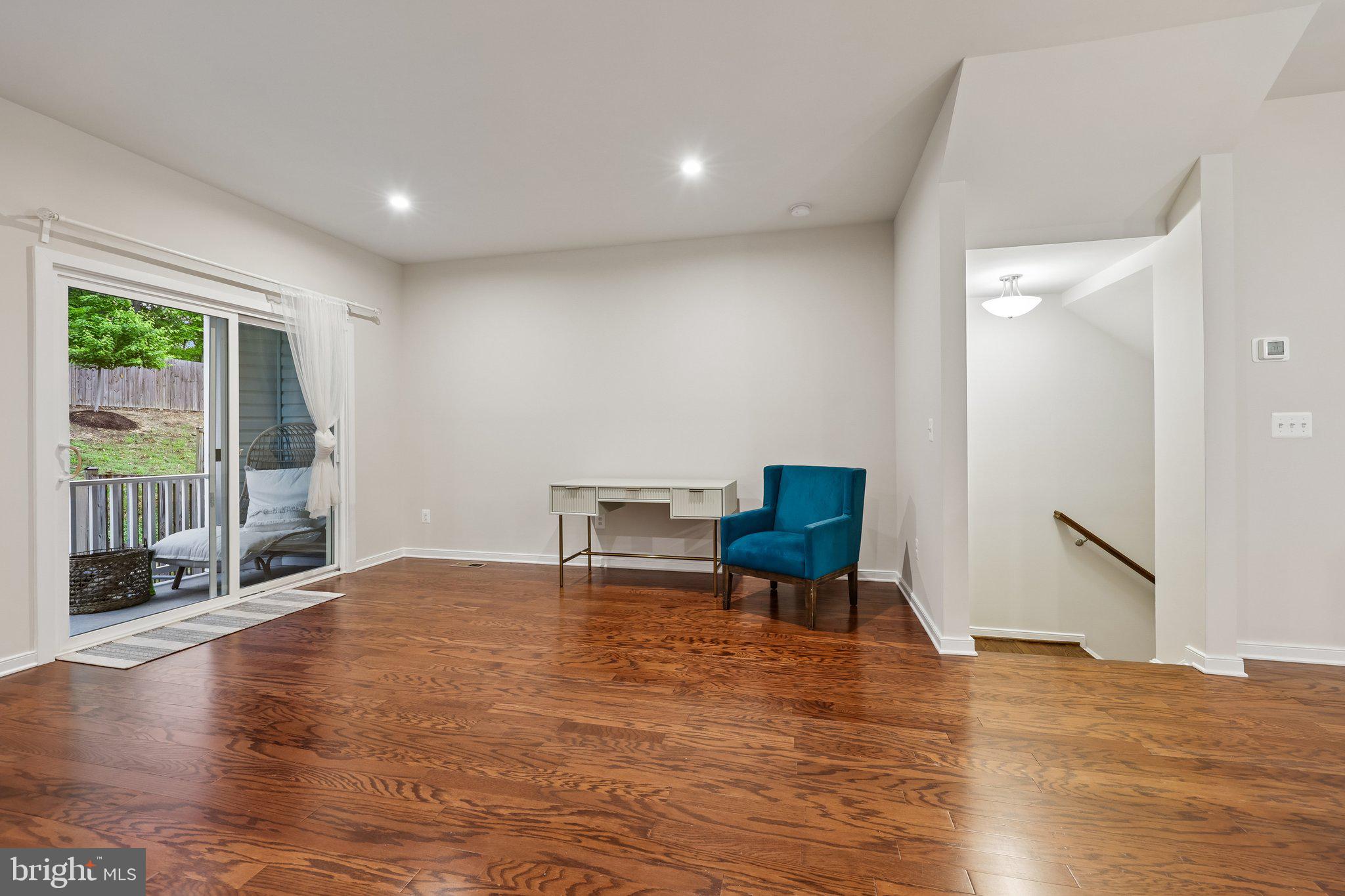QUANTICO VILLAGE - Residential