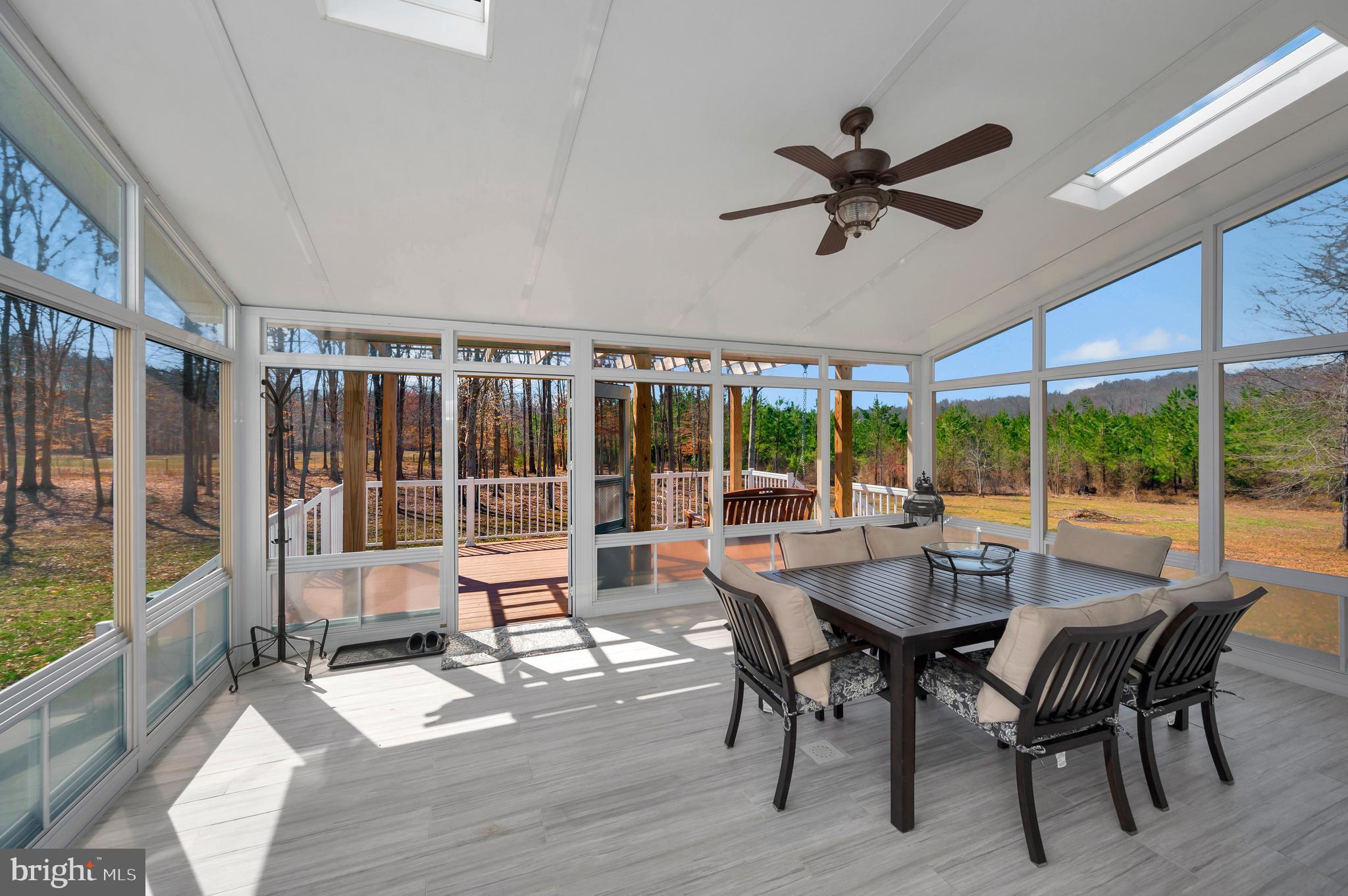 APPLE GROVE - Residential