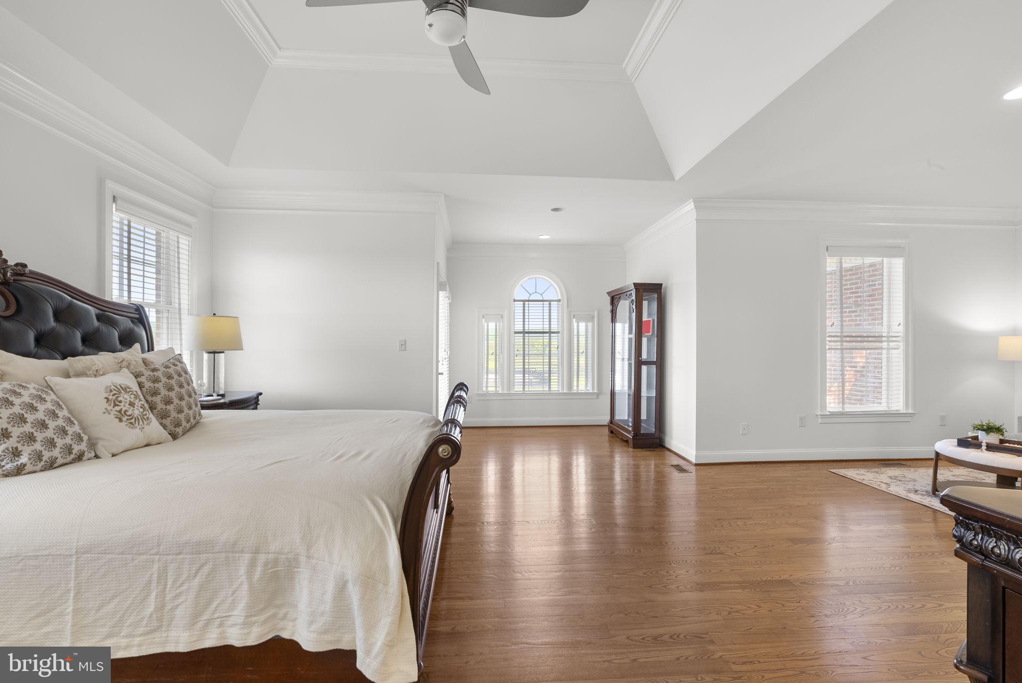 LEE'S CROSSING - Residential