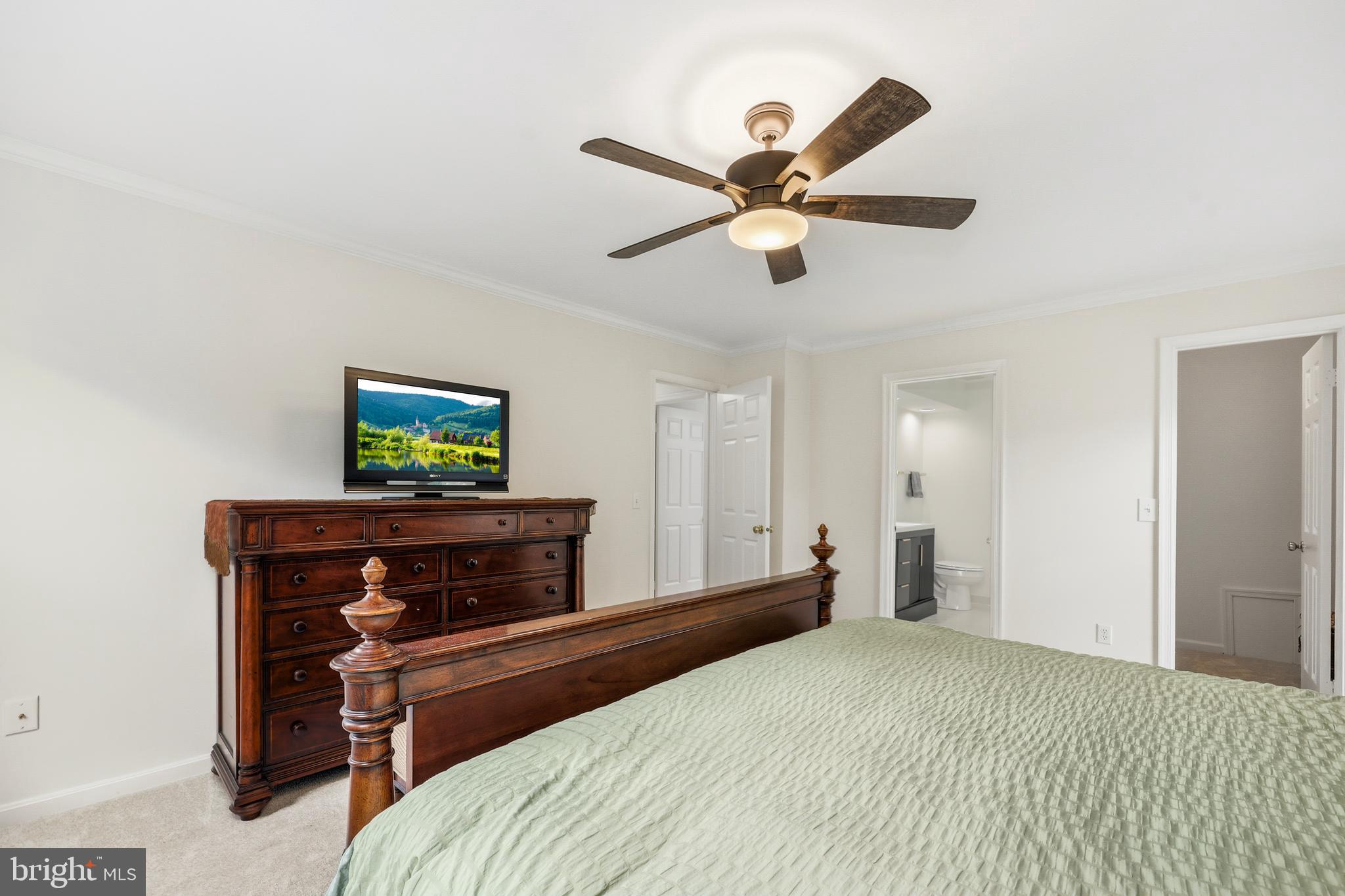 VILLAGES OF PURCELLVILLE - Residential