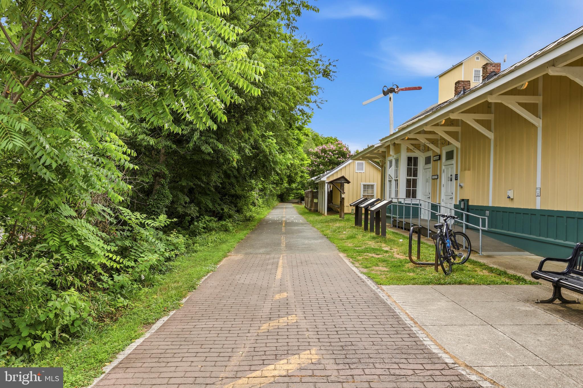VILLAGES OF PURCELLVILLE - Residential