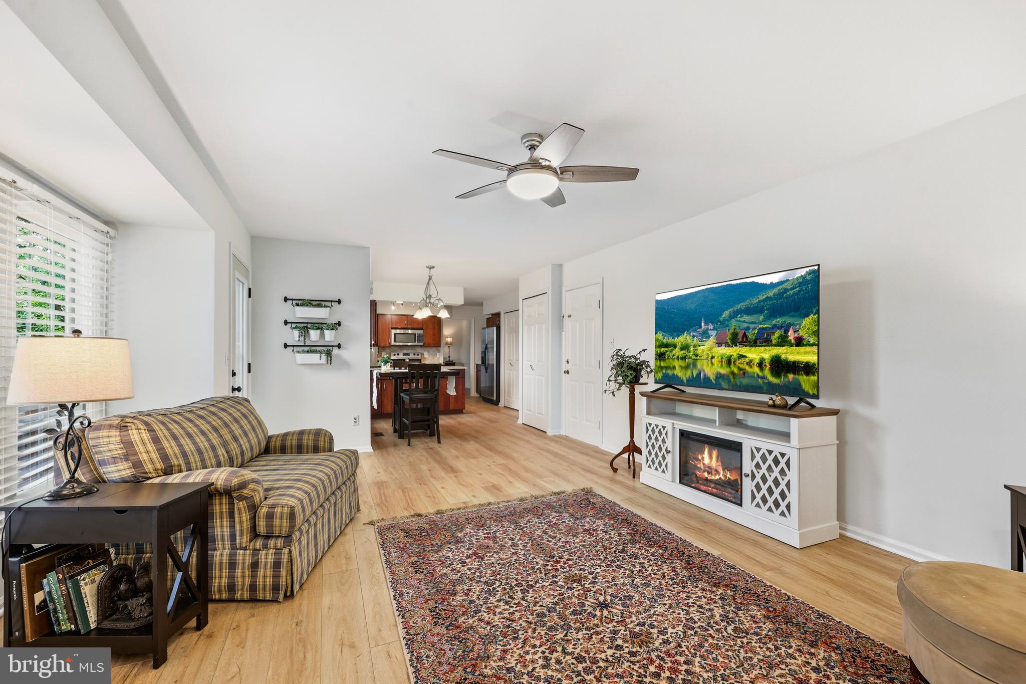 VILLAGES OF PURCELLVILLE - Residential