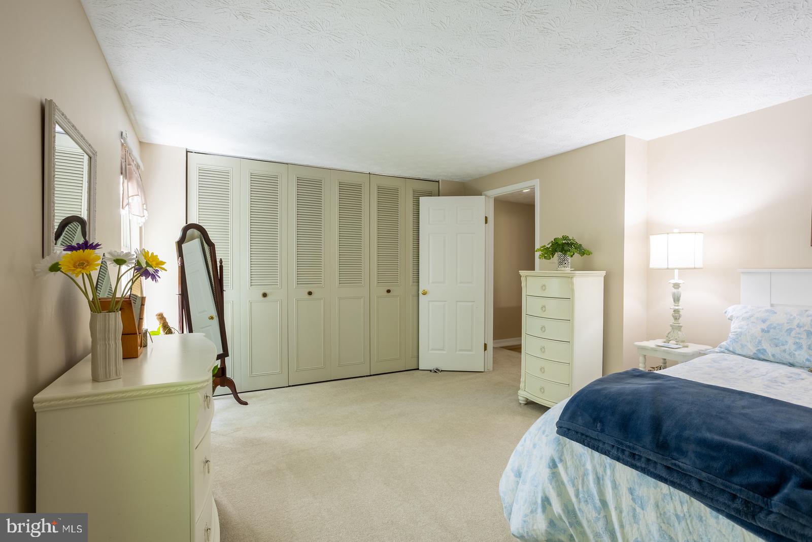 OAKMONT - Residential