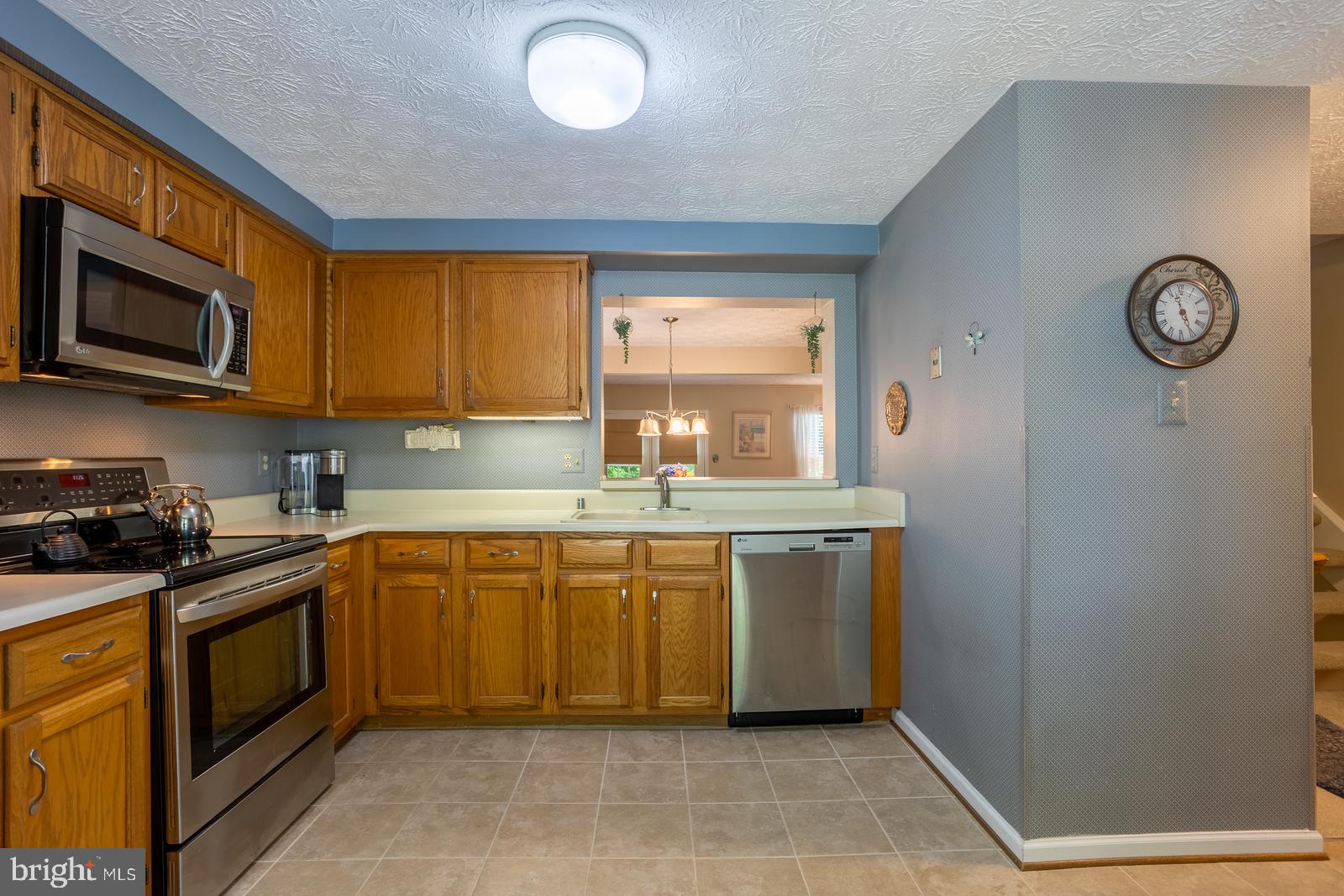 OAKMONT - Residential