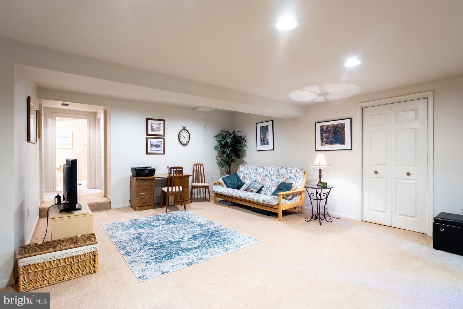 OAKMONT - Residential