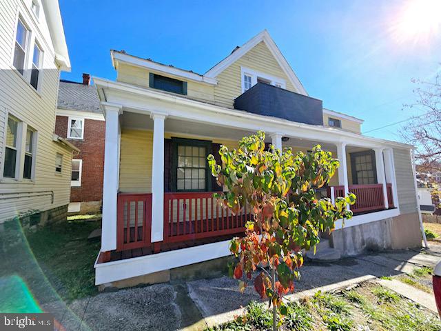 WEST SIDE - Residential
