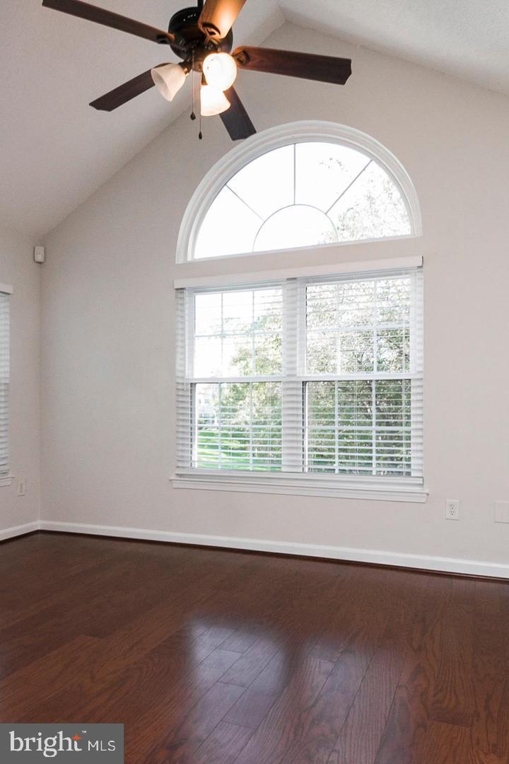 VISTAS AT LAKE ARBOR - Residential