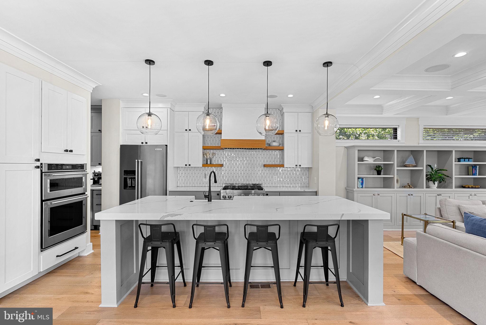 ARLINGTON FOREST - Residential