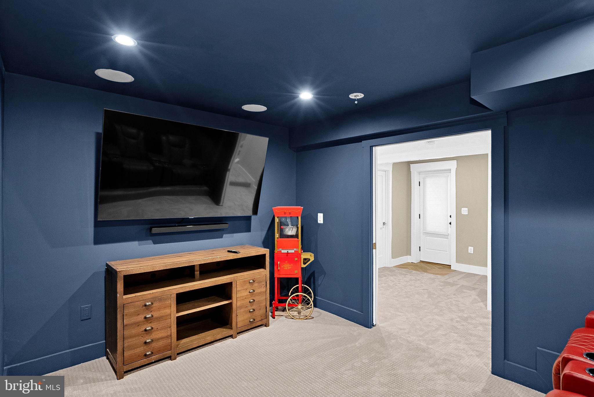 ARLINGTON FOREST - Residential